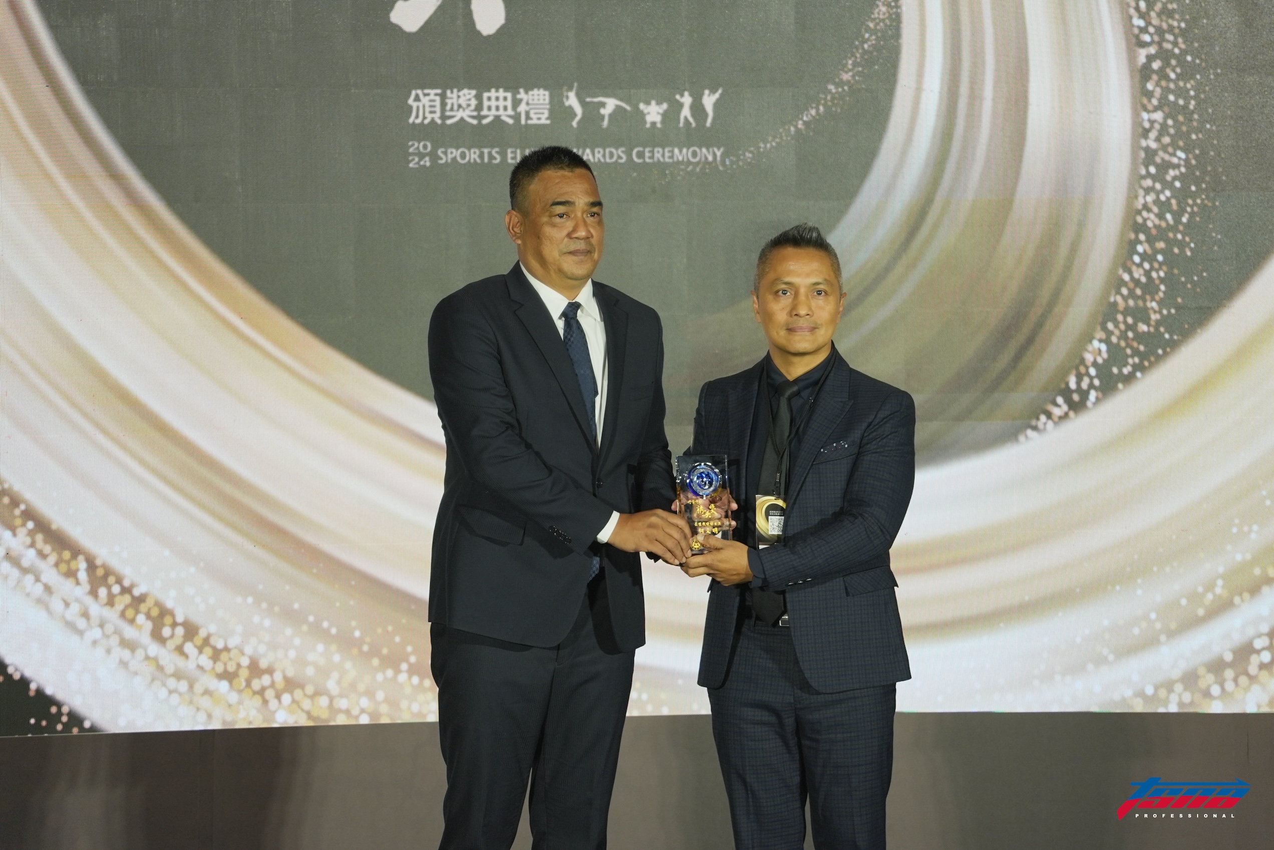 精英獎》陳金鋒擔任頒獎人　「我們一起為台灣的體育努力」