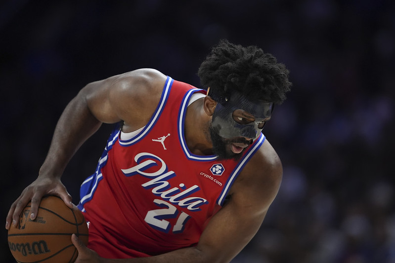 NBA》鼻竇骨折只缺陣1場　Embiid歸隊灌34分奪勝