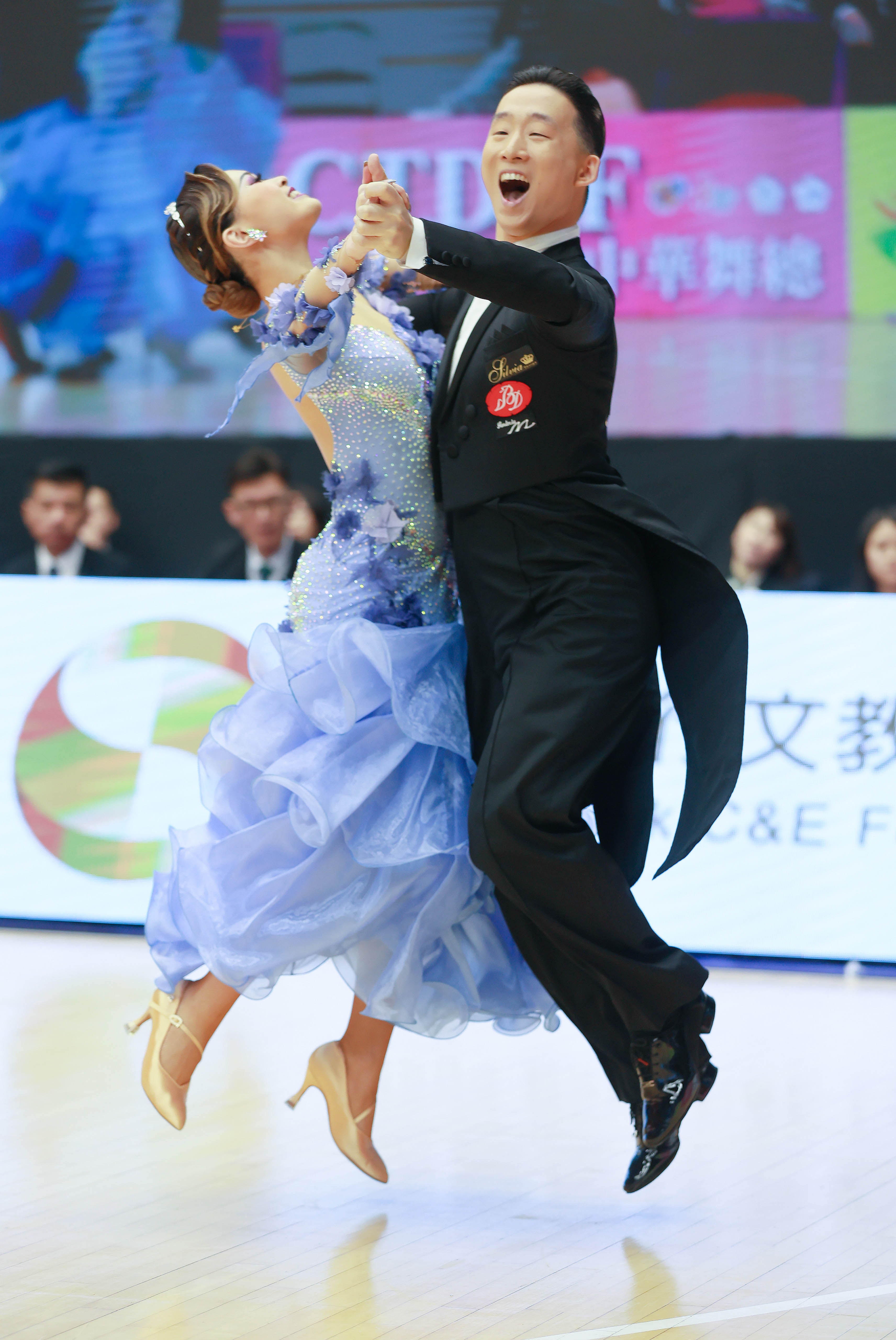 全國中正盃運動舞蹈錦標賽　林立/謝汶芯包辦金牌