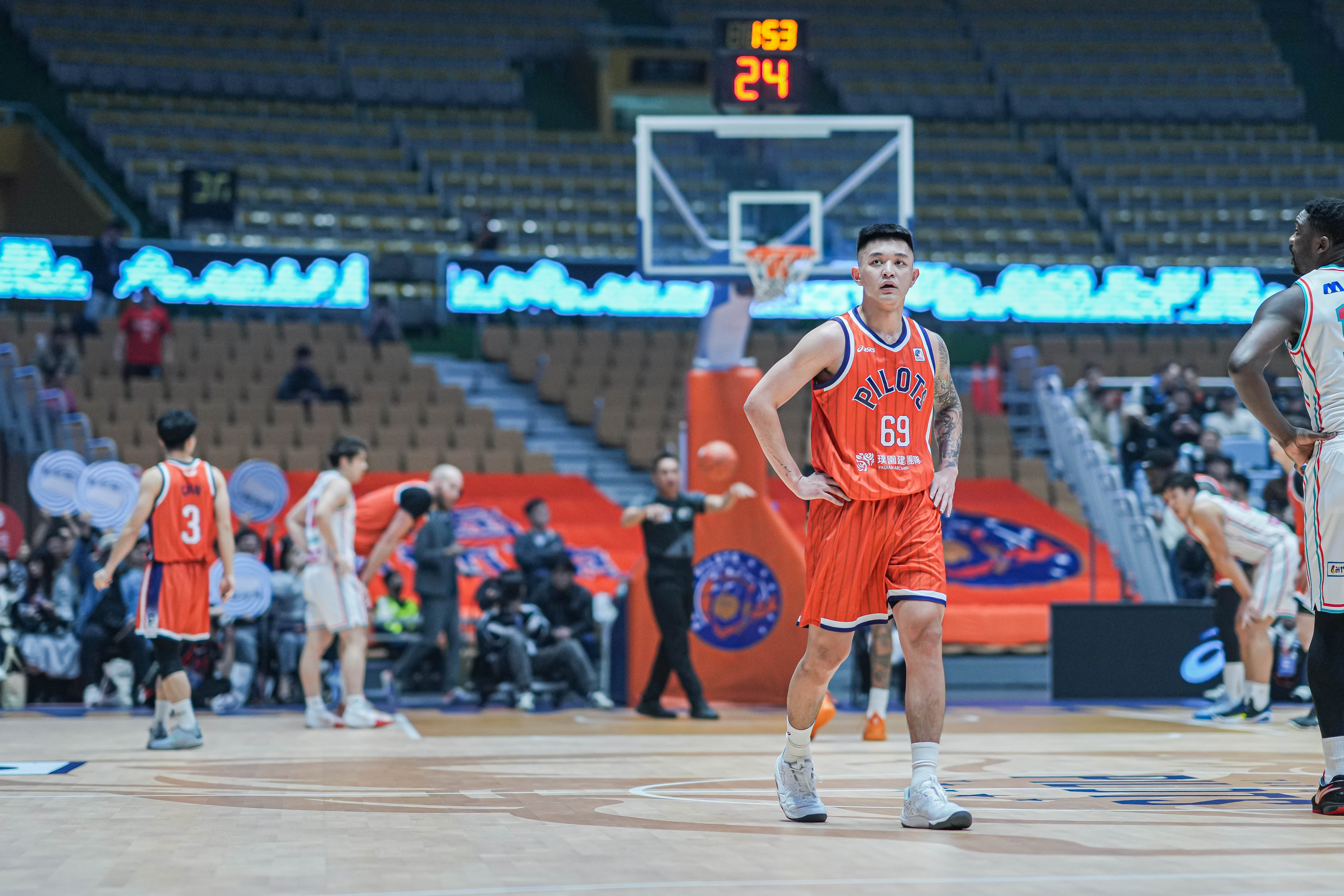 東超》盧峻翔21分擋不住廣島蜻蜓砲火　領航猿吞首敗