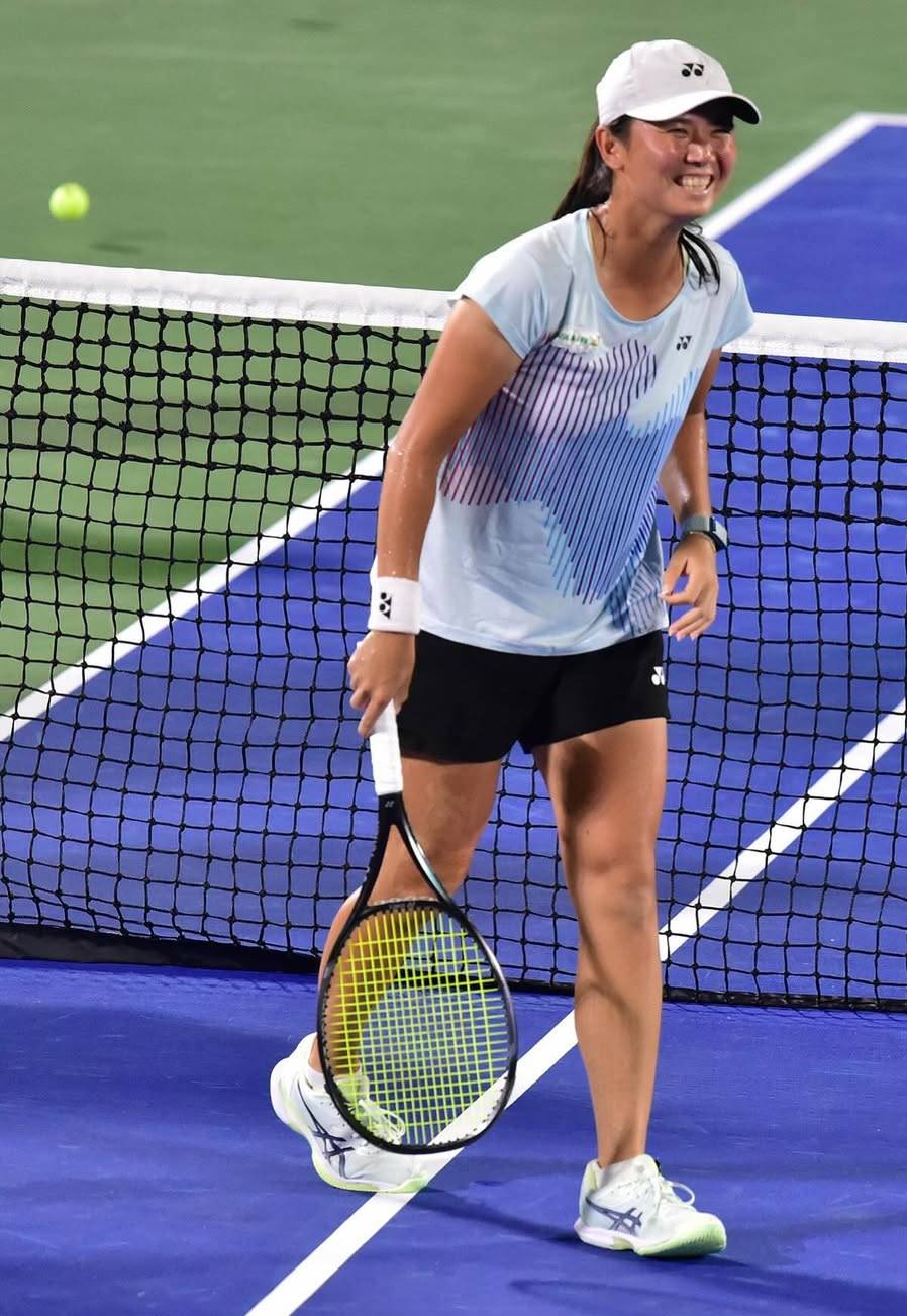 網球》吳芳嫺／蔣欣玗發揮種子實力　不到一小時直落二4強門票到手