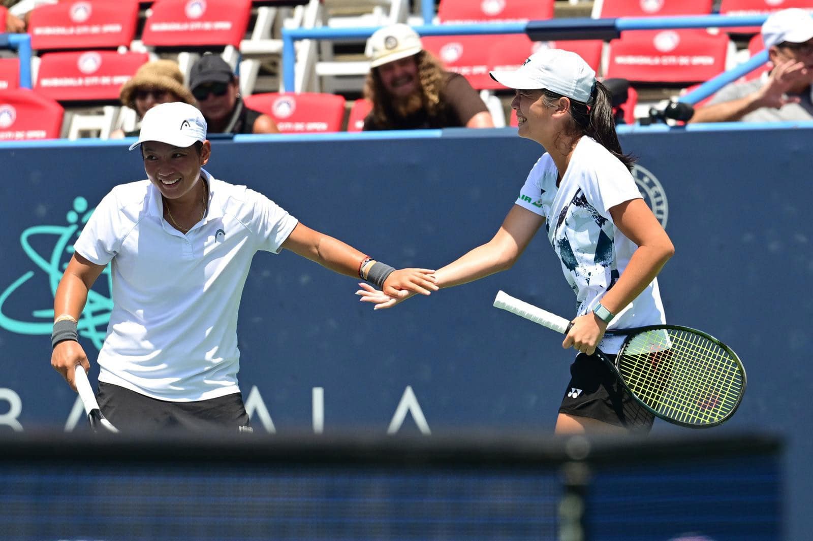 WTA》首度攜手蔣欣玗封后　吳芳嫺ASB經典賽奪生涯第2冠