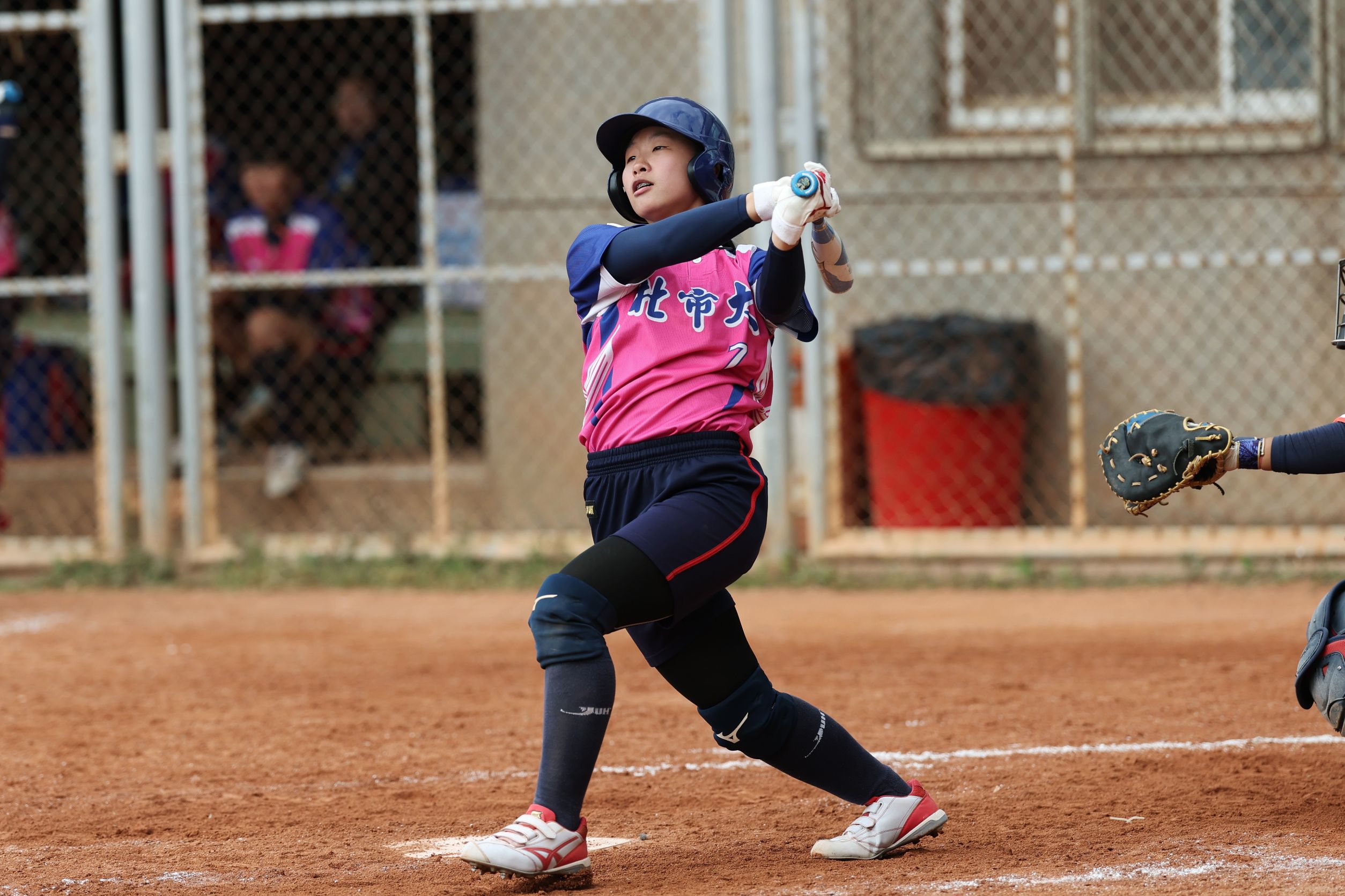 大專女壘》向葉貴萍請益見效　鍾宜芸一棒定江山、北市大第3勝