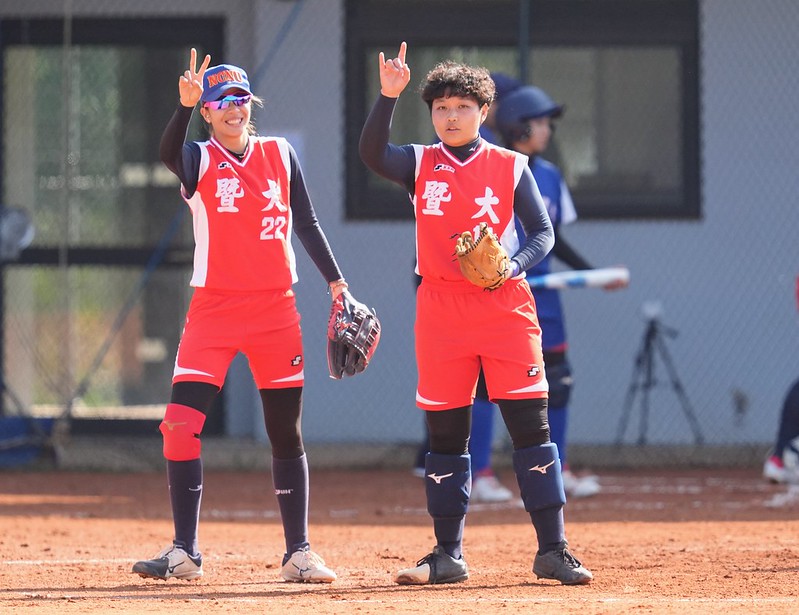 大專女壘》葉好芳適時3分打　暨大逆轉臺體保持全勝