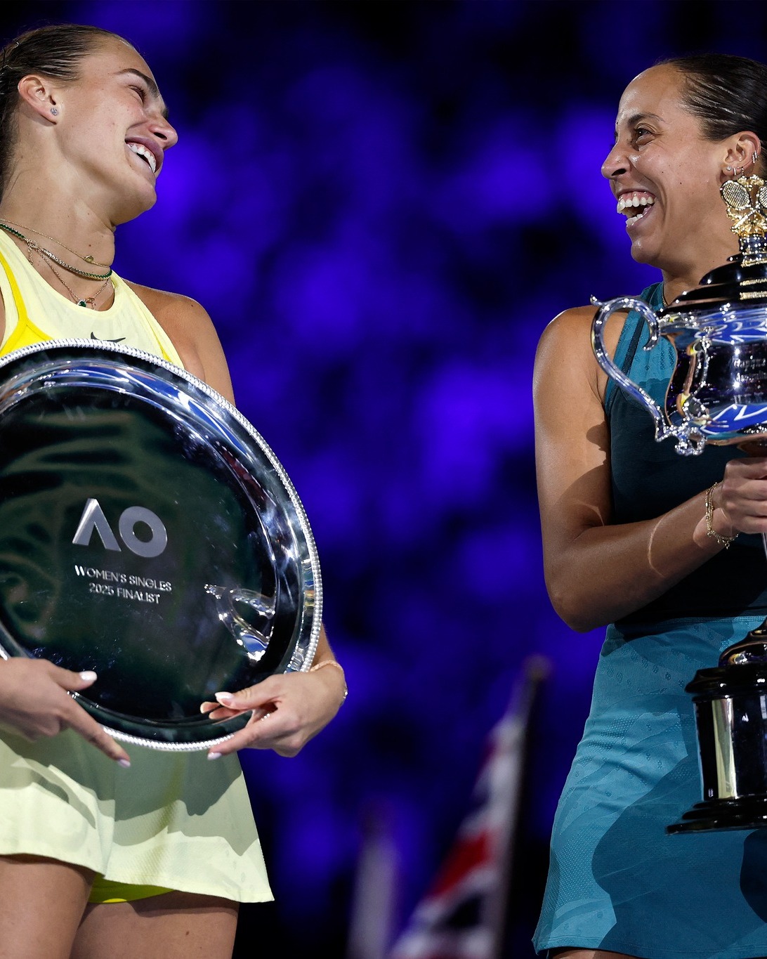 澳網》Aryna Sabalenka三連霸夢碎摔爛球拍　賽後自嘲「恨死團隊」