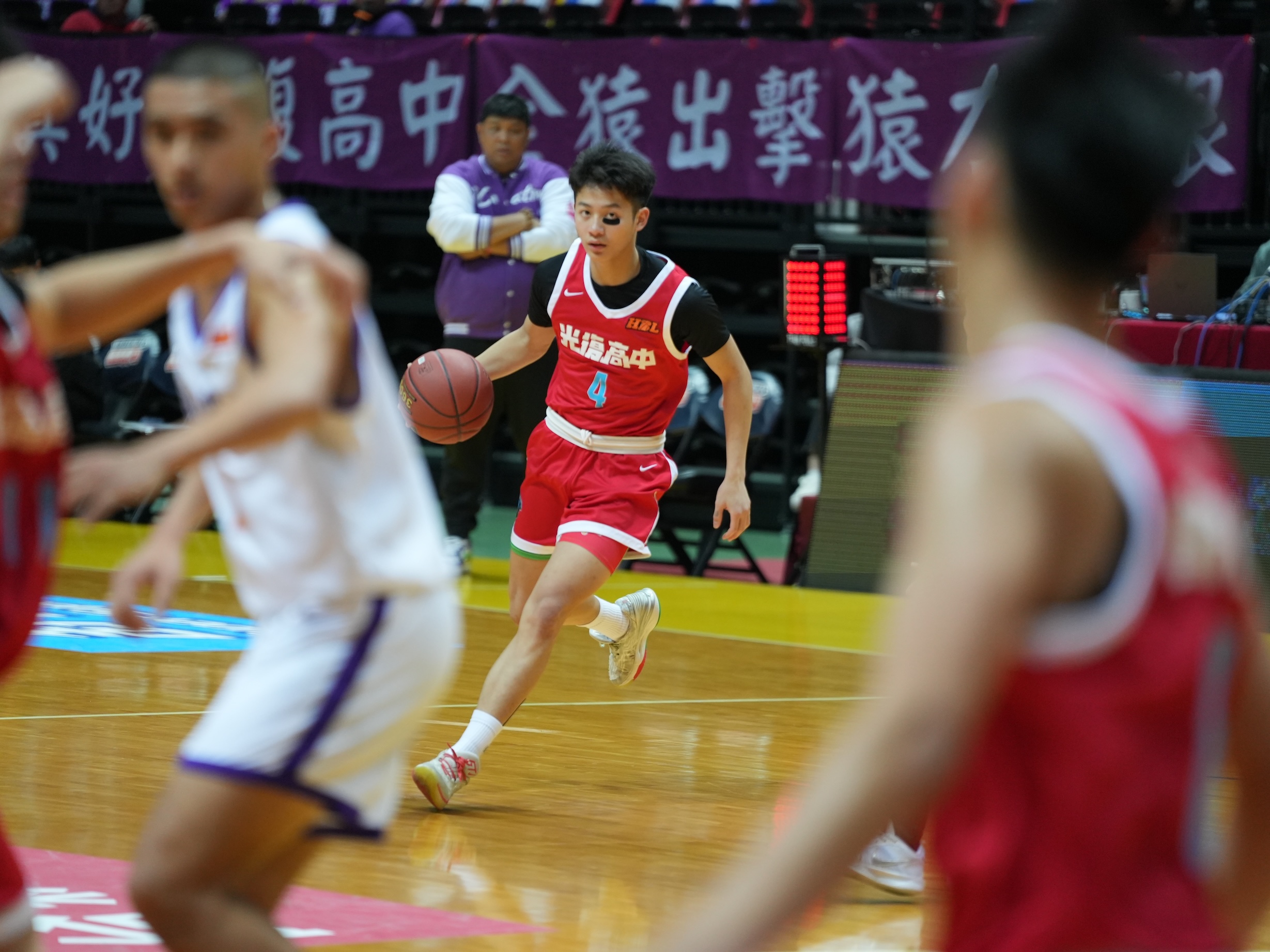 HBL八強》光復不敗晉級延續連勝　總教練陳定杰：家人是球場上支撐的力量