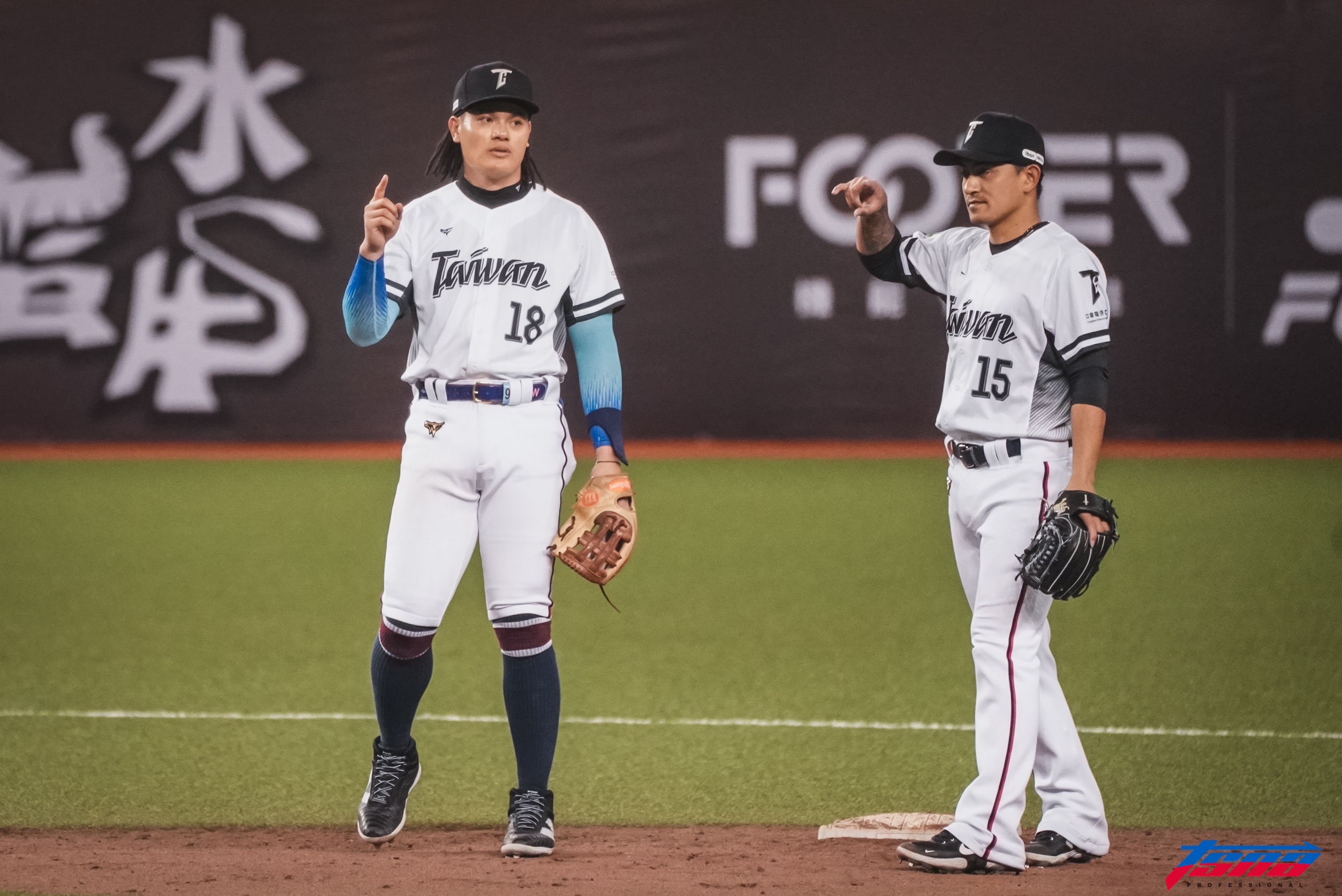 台韓交流賽》張育成、林子偉「大聯盟」連線夠穩　曾總：默契不錯