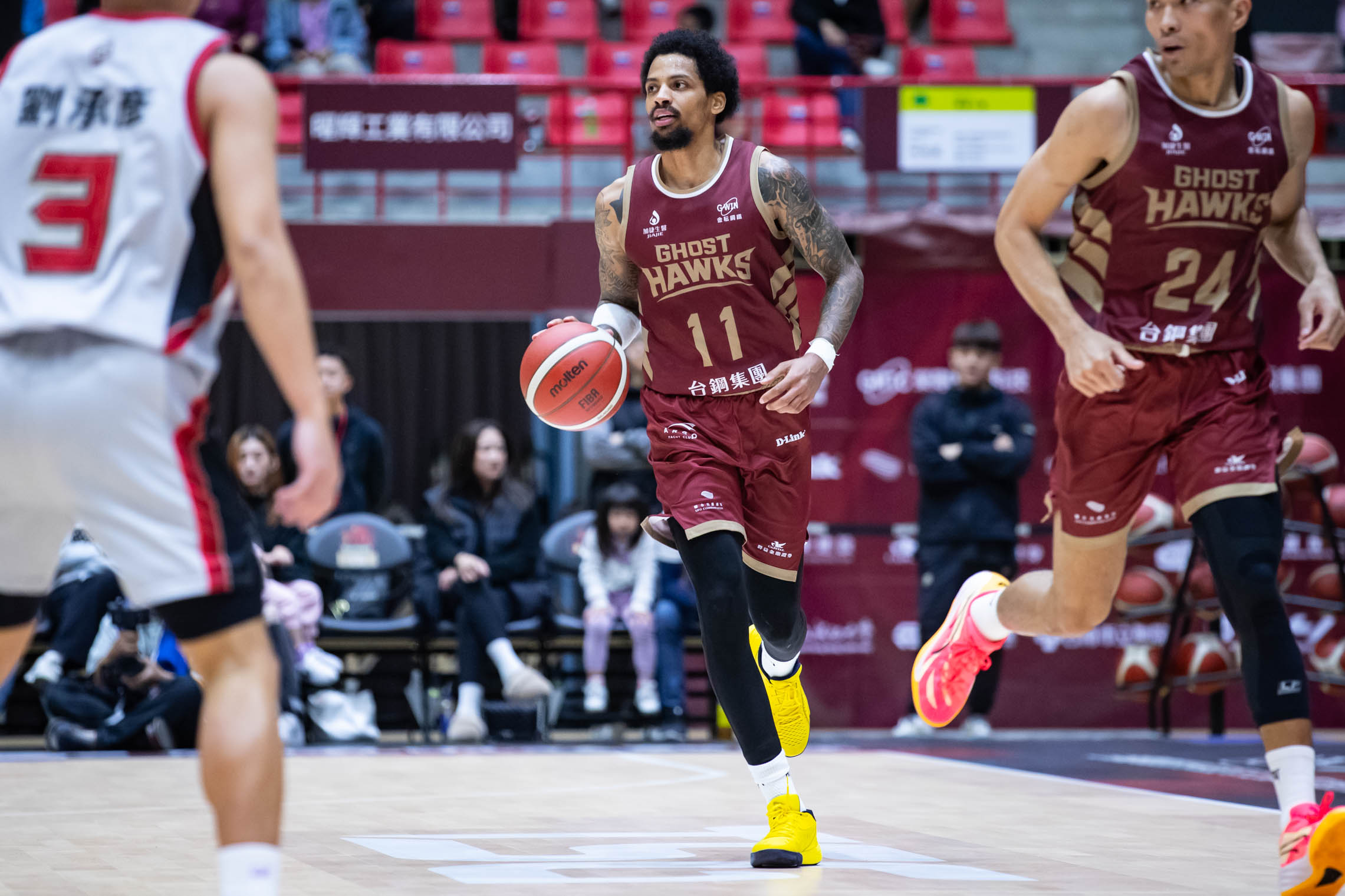 PLG》聯盟最強小洋將對飆！　艾賽亞43分無用、飛雷神40分笑到最後