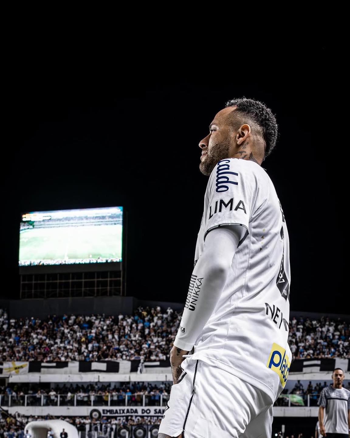 足球》Neymar回到巴西後　希望與桑托斯續約