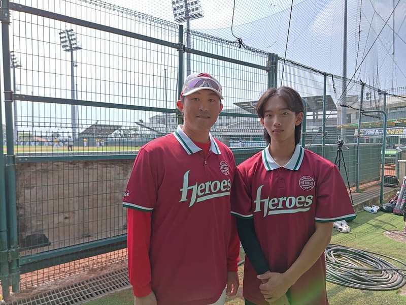 味全龍》培證英雄春訓有味全下勾投手與教練　林柏佑今年力拚換背號