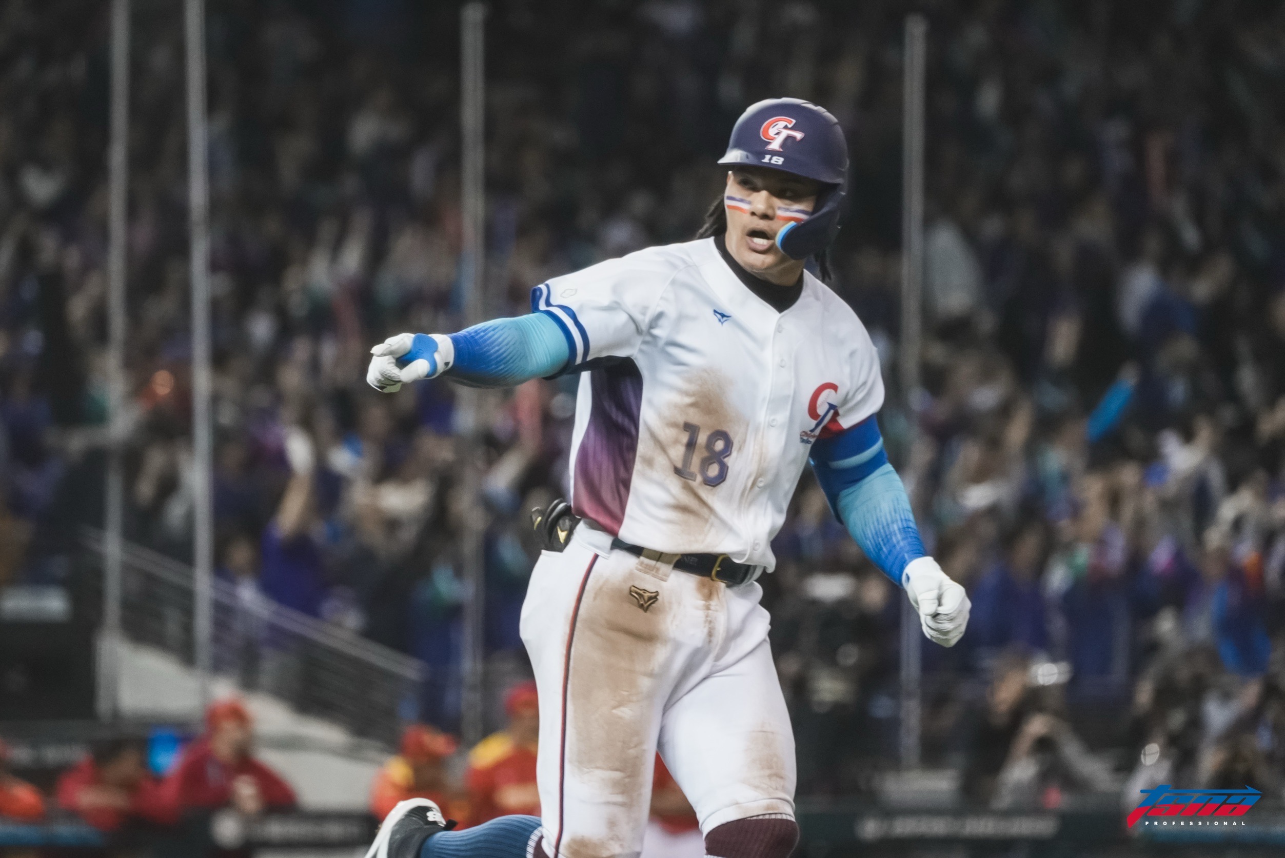 WBC資格賽》張育成一棒轟出2分砲　中華隊全場球迷高喊「戰歌」