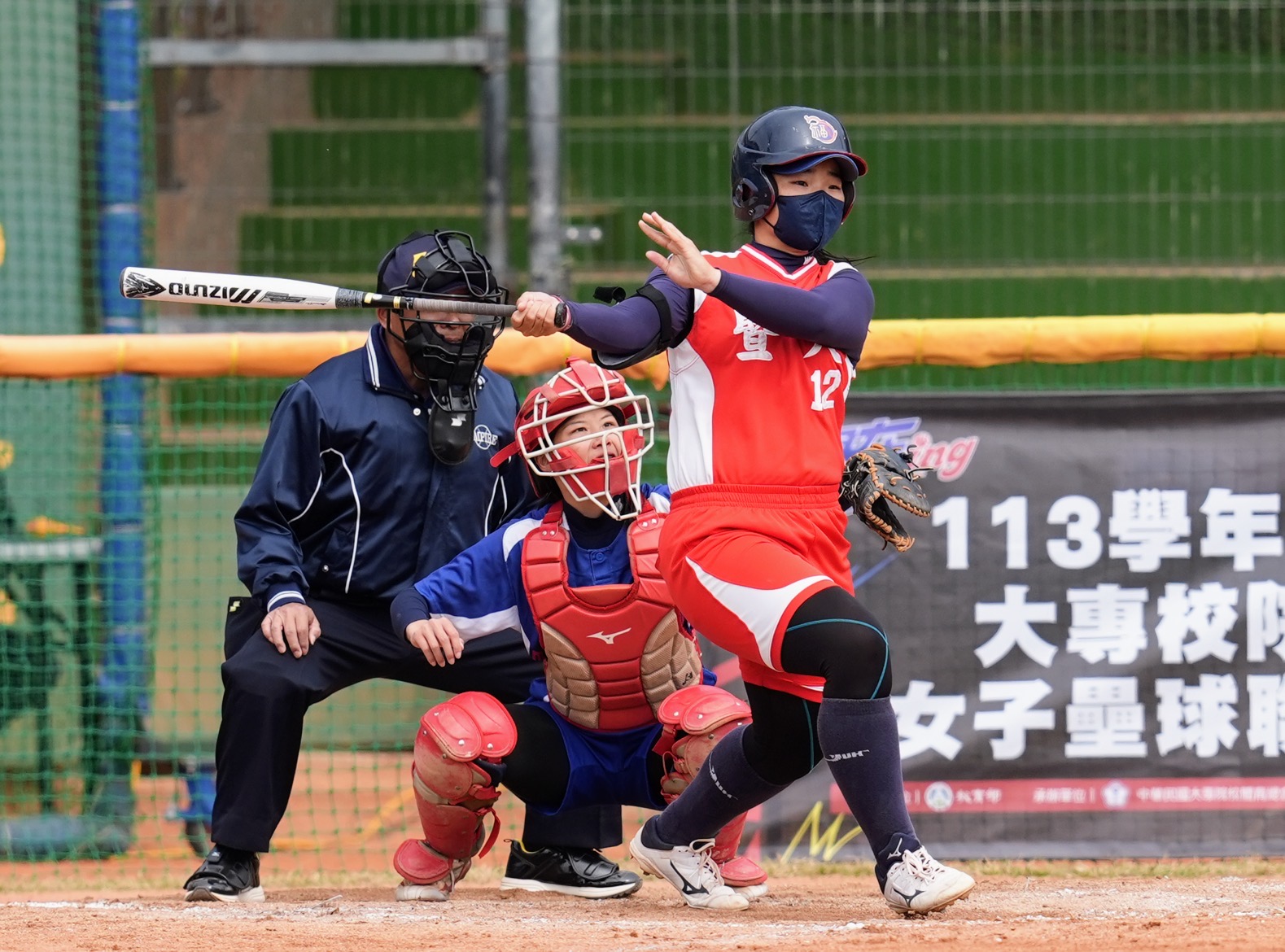 大專女壘》鄧宇媜、葉貴萍開轟　暨南11連勝提前鎖定預賽第1