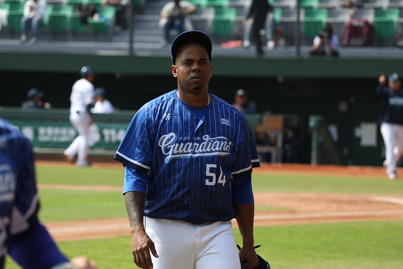 富邦悍將》力亞士練習賽初登板對熟悉恐龍146公里　自信直球可以更好