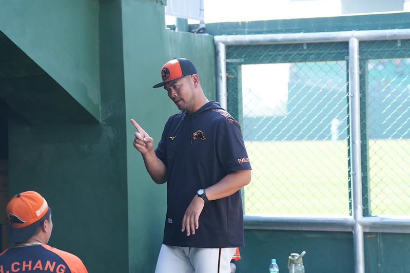 陳偉殷引退》綠色怪物世代最終幕　羅錦龍想起高苑的「安西教練」