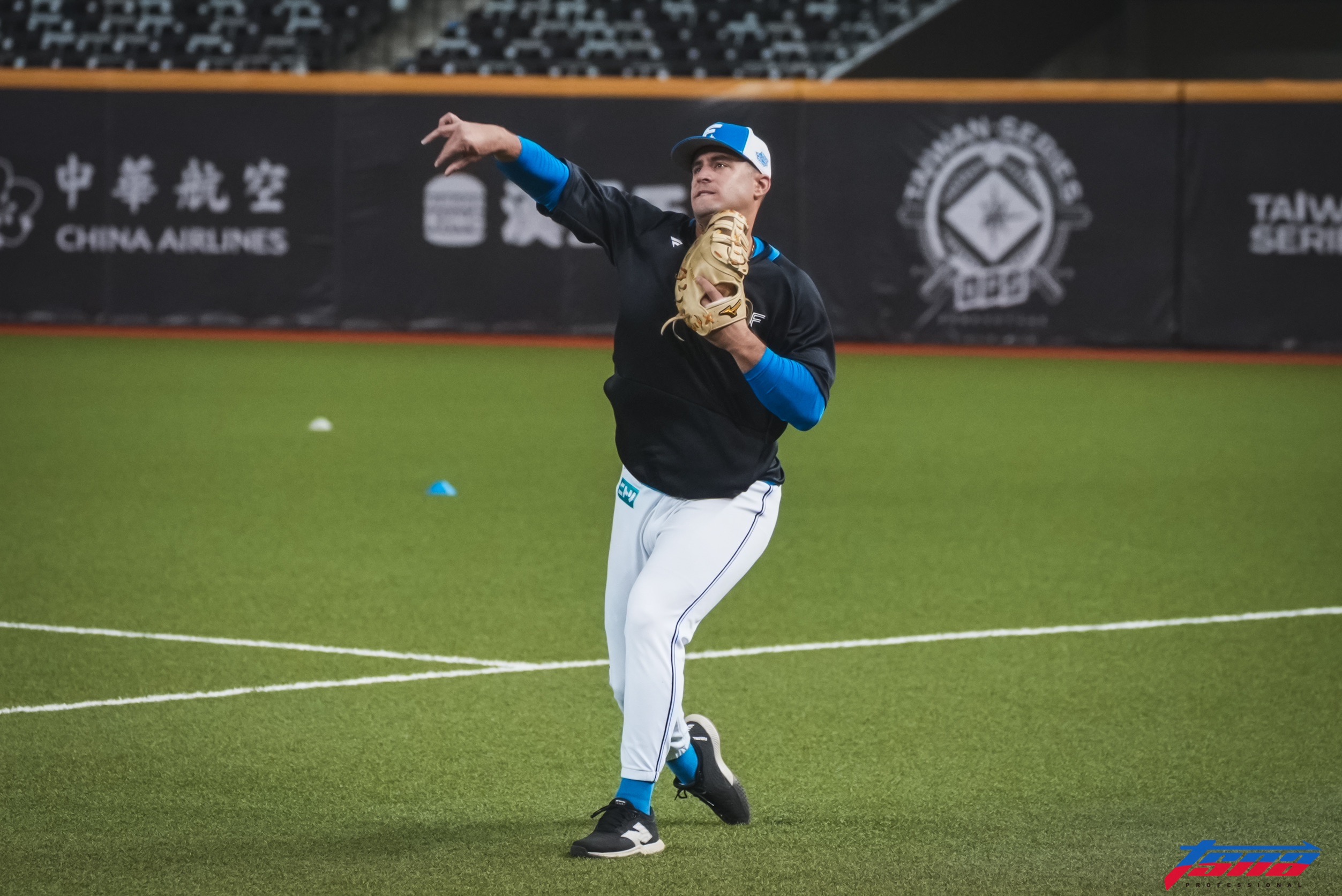 日職》火腿洋砲馬丁尼茲開轟直擊「新庄看板」　獲得11100日圓獎金