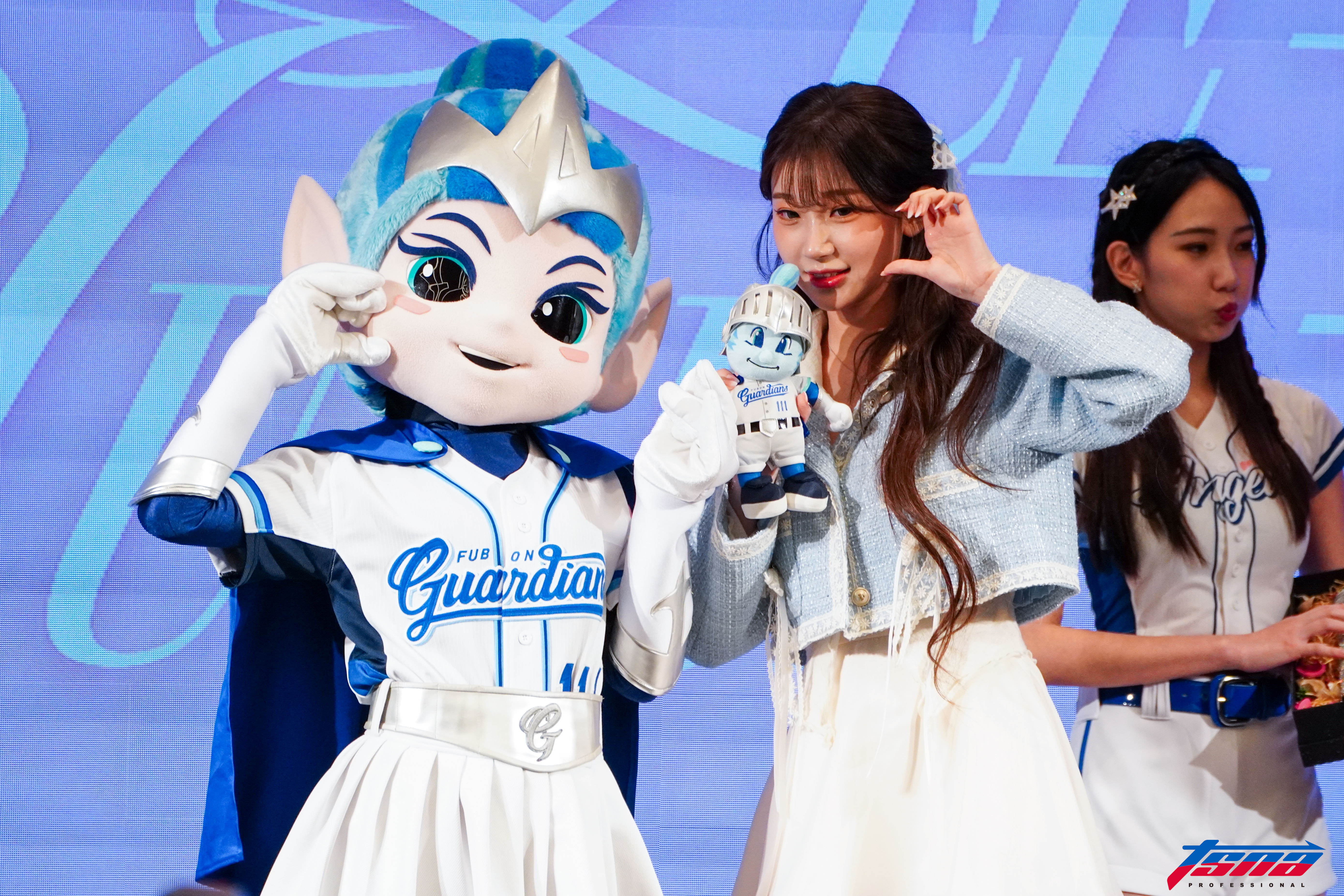 富邦悍將》李珠珢帶財！Fubon Angels發佈會套票　10分鐘逾百人報名收入破21萬 - TSNA體育新聞團隊