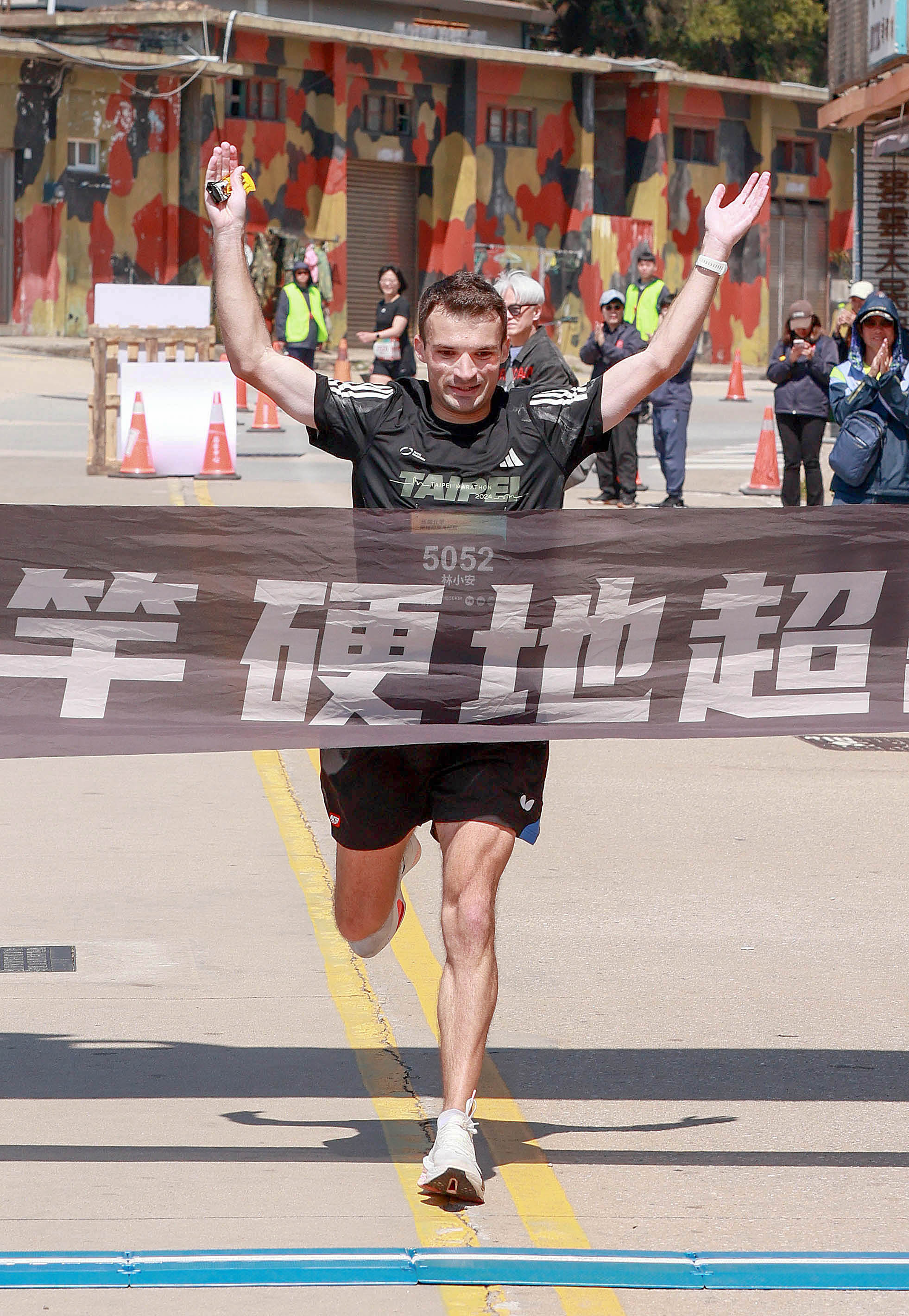 路跑》馬祖北竿硬地超級馬拉松　50K冠軍是法國籍台大碩士生
