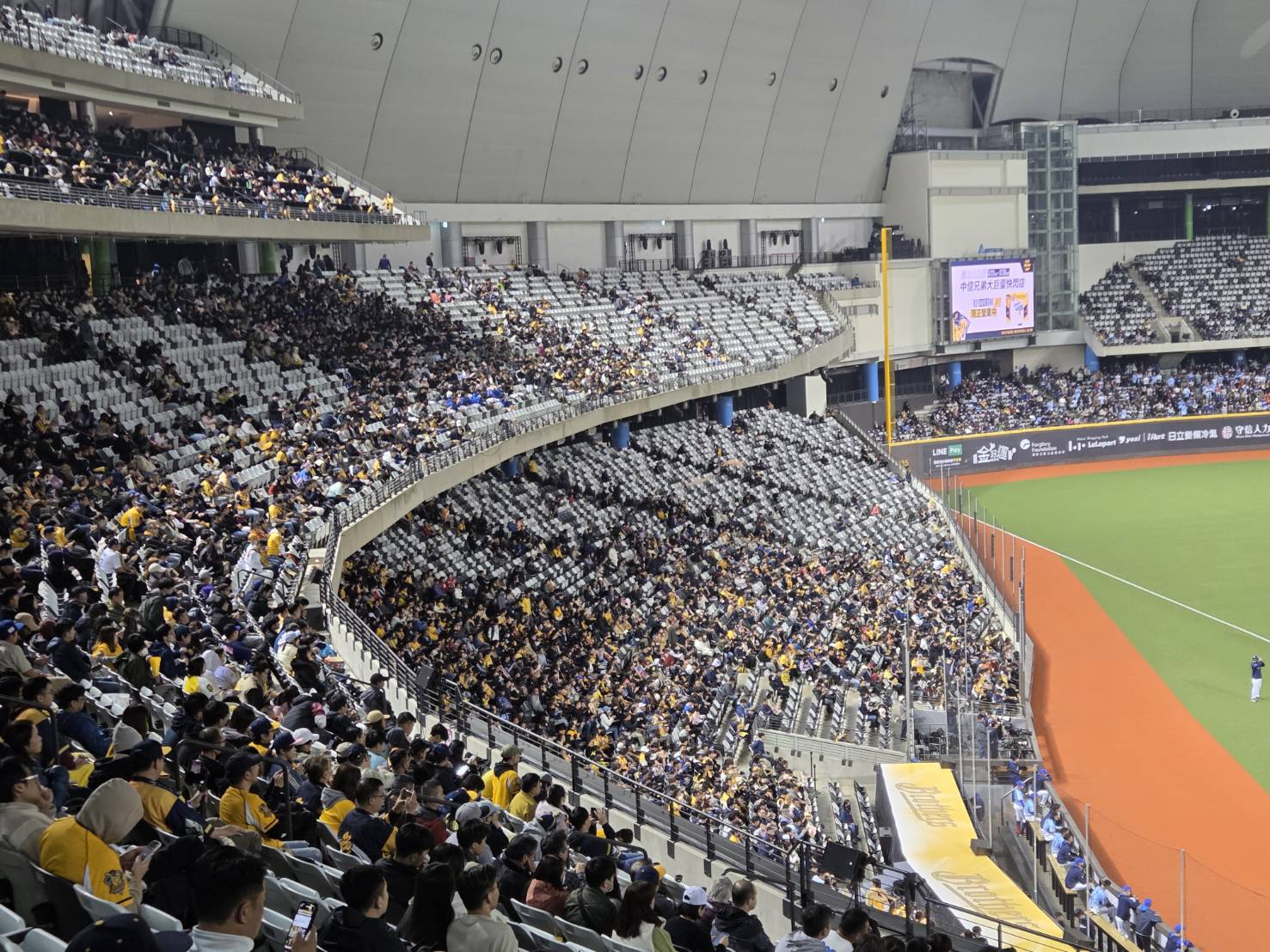 中信兄弟》開季第2天人數掉至17148人　大巨蛋主場第2少進場人數