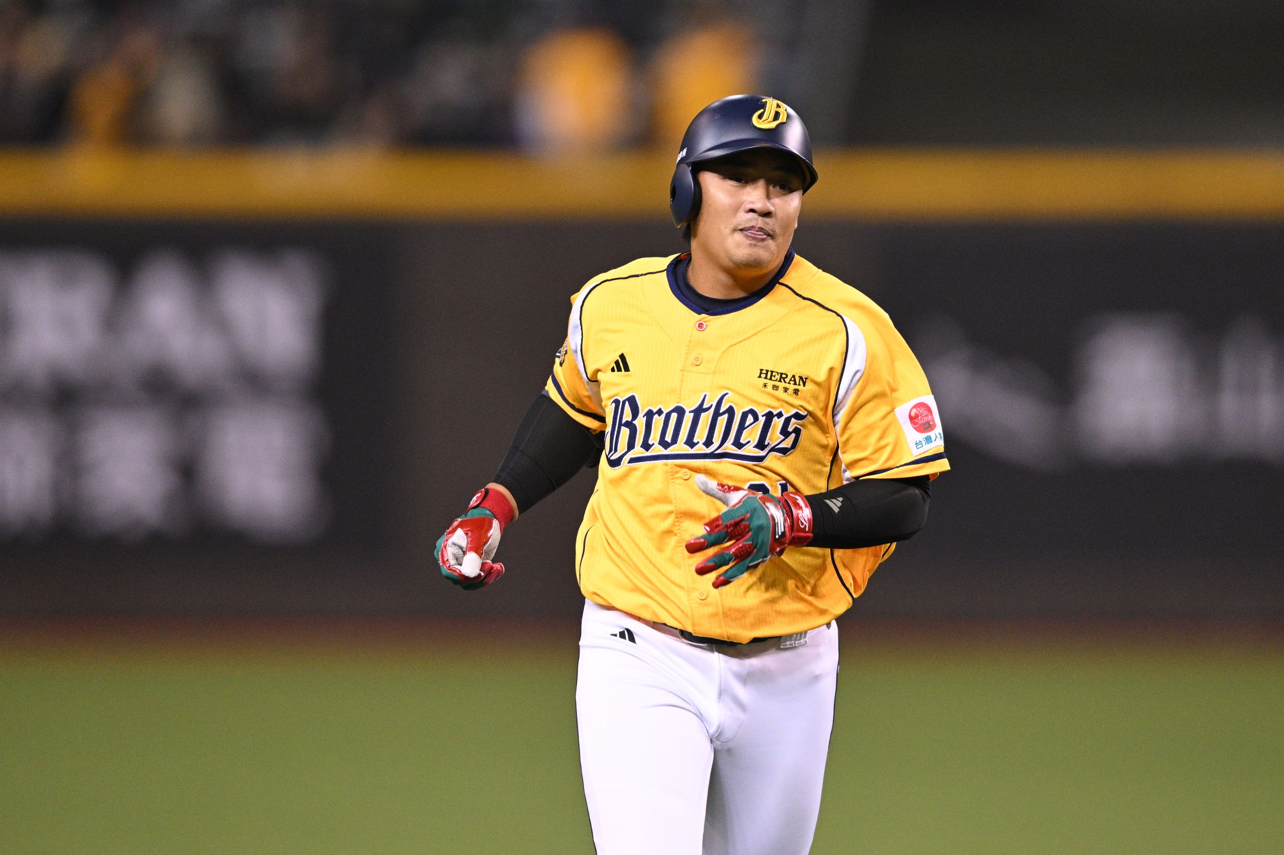 中信兄弟》平野惠一讚他不可或缺！王政順2分砲達成生涯百安　效法林智勝帶起球隊氣氛