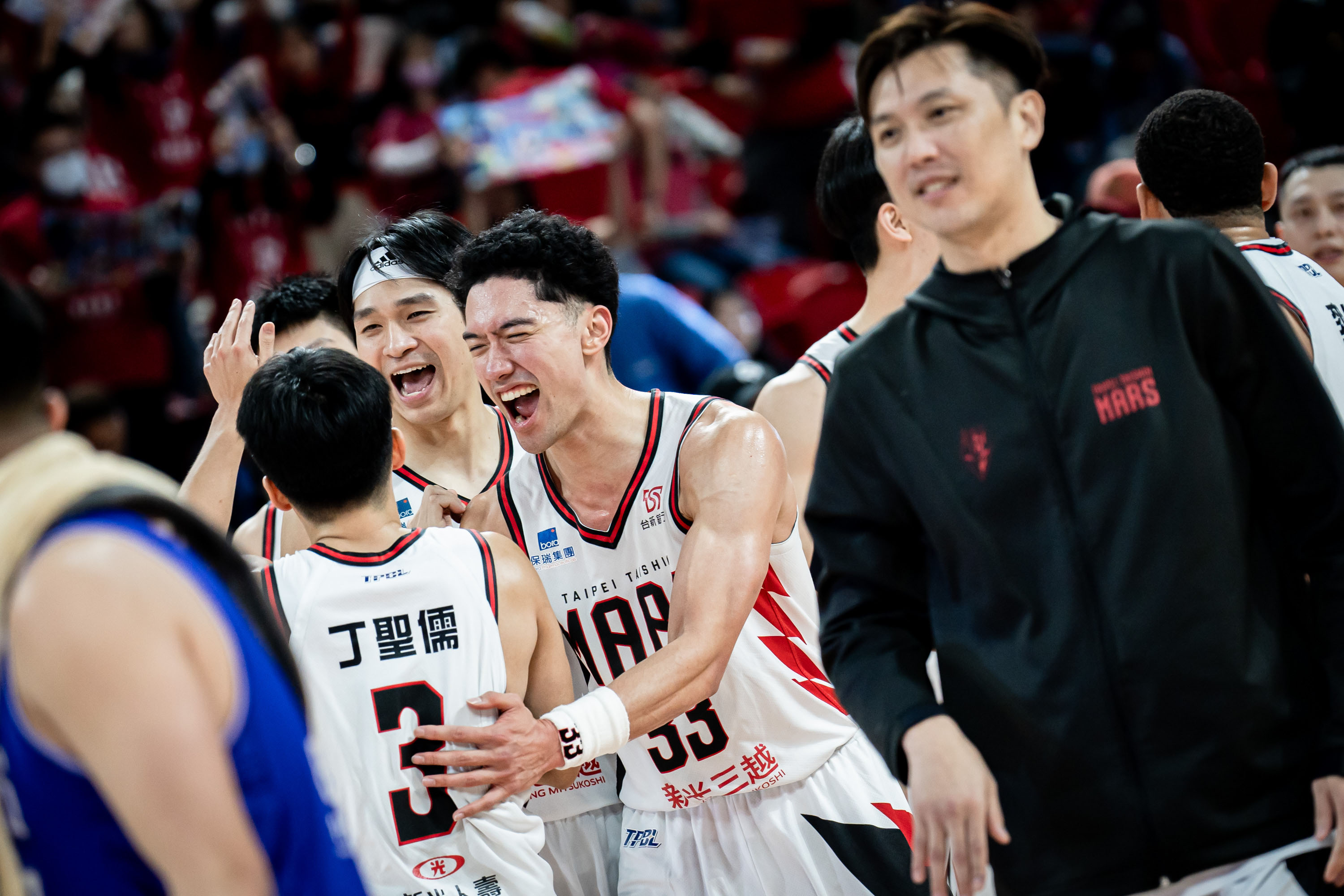 TPBL》麥卡倫建議丁聖儒　「擋拆時拿到球要先看自己的機會」