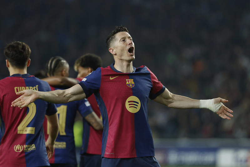 歐冠》2球率巴薩4比0大勝　Lewandowski：去客場也要踢好