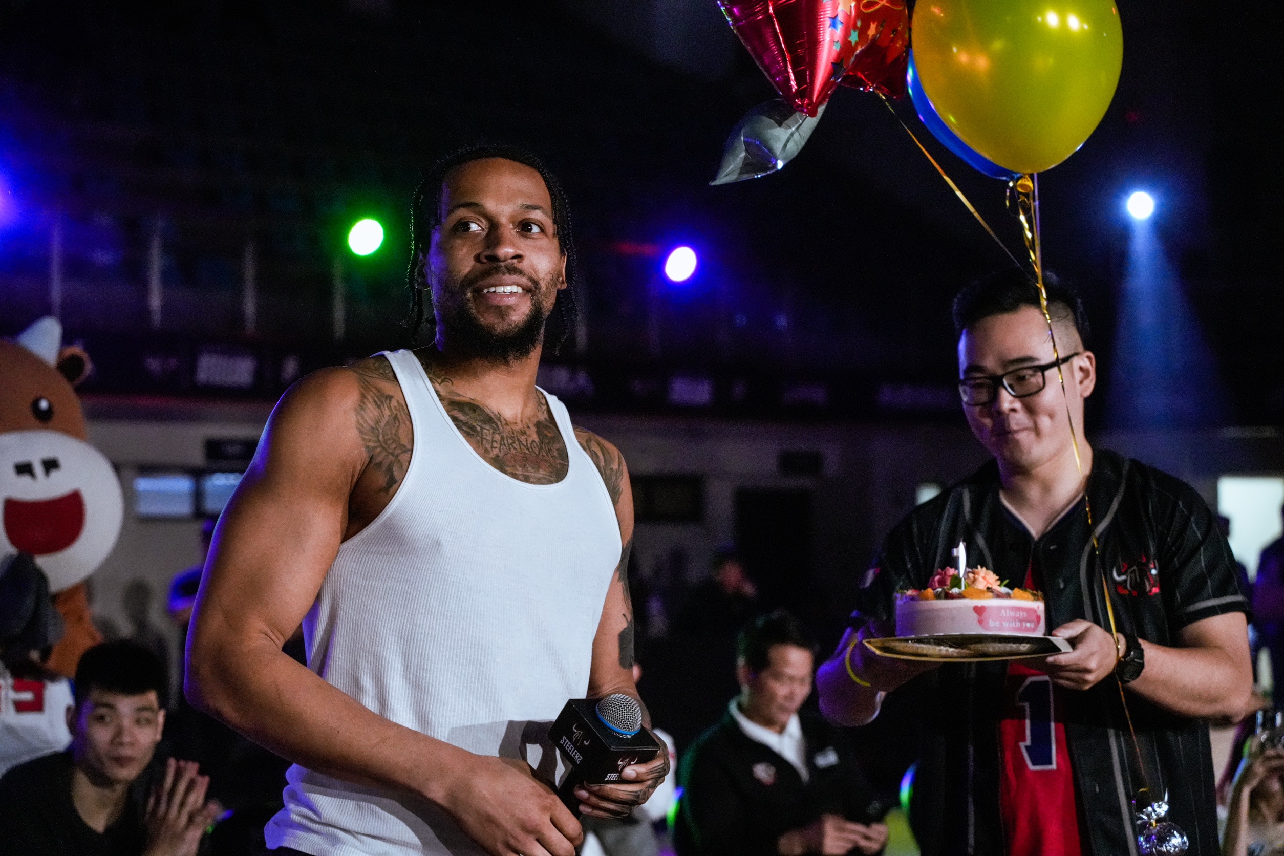 PLG》鋼鐵人本季最終戰不敵勇士　雄親為艾賽亞齊唱生日歌