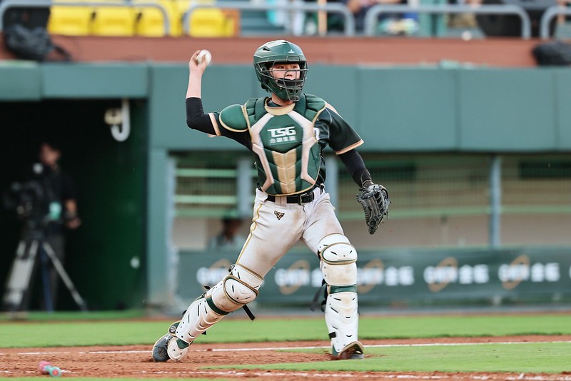 台鋼雄鷹》生涯首次雙安讓打擊率突破1成　陳致嘉力求反向攻擊