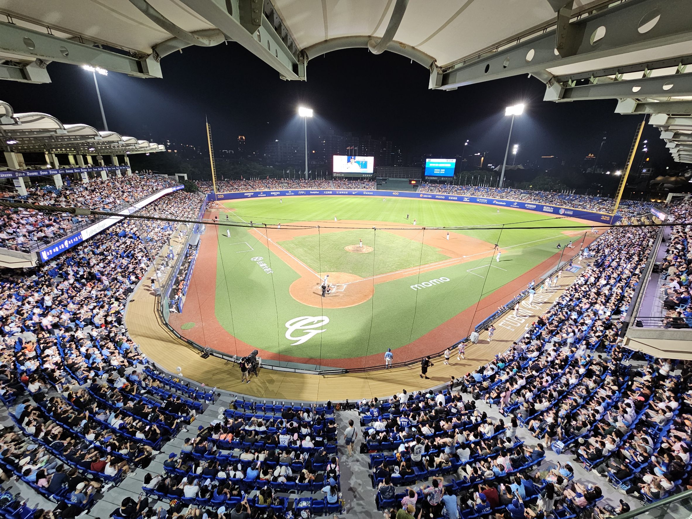 中職》搶拋封王彩帶！今天新莊門票完售　11600張滿場