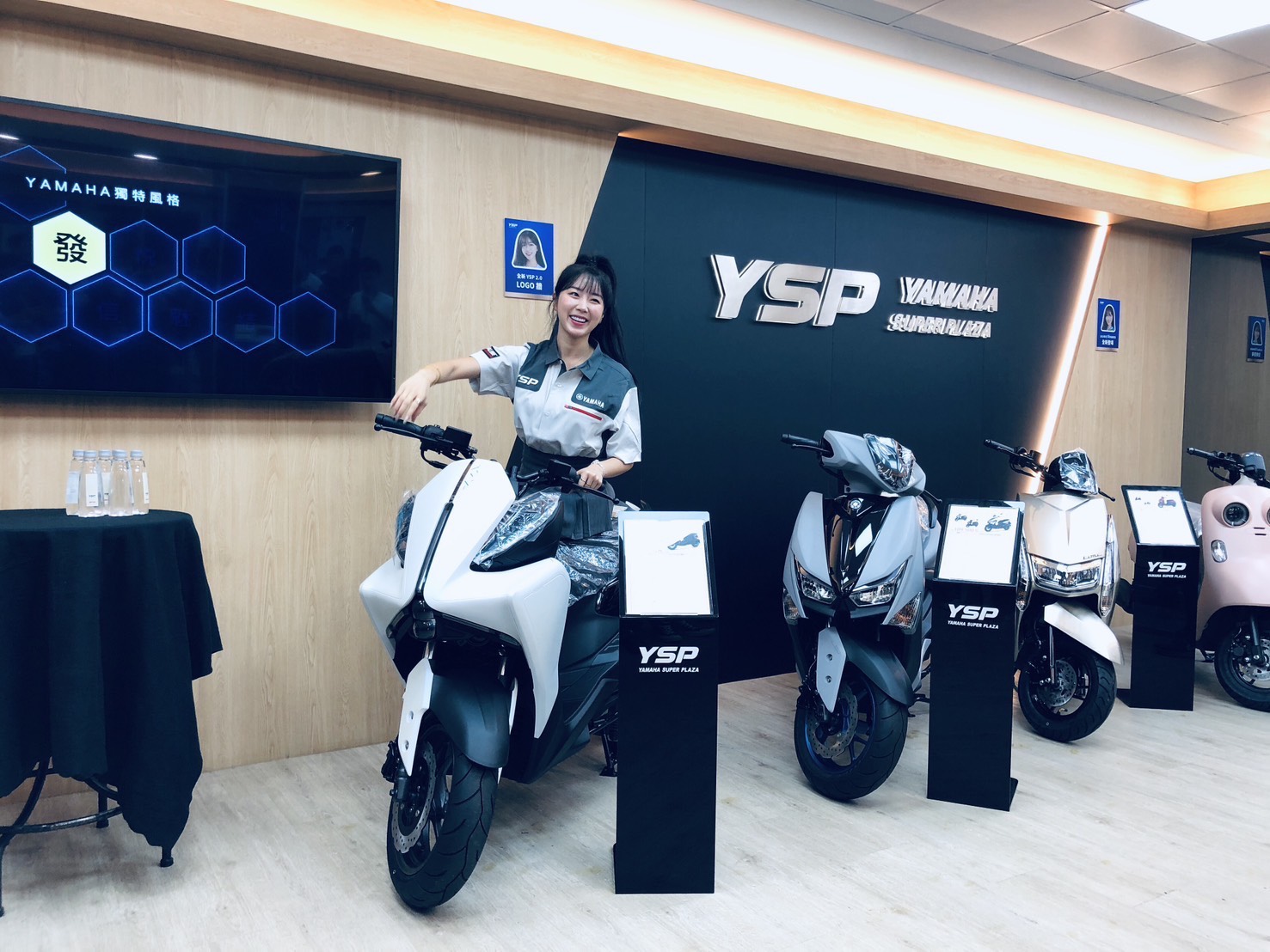 台鋼雄鷹》安芝儇任機車品牌一日店長　理想型要重視行車安全