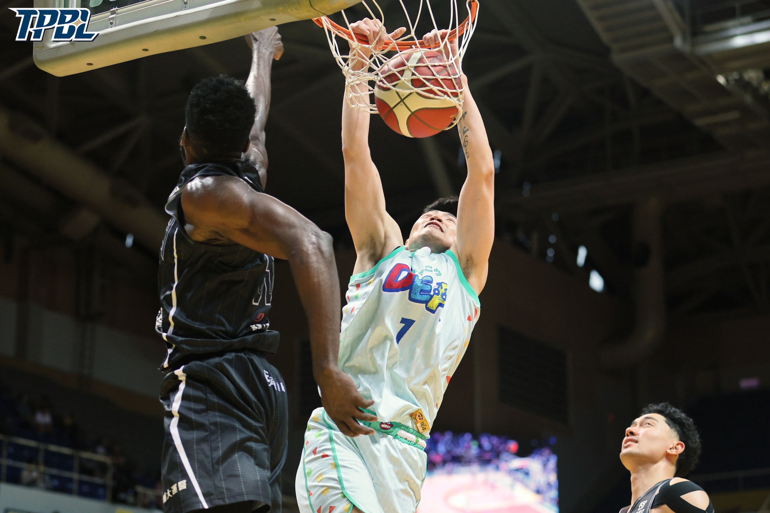 TPBL》曾經車禍的李睿麒笑談隔扣洋將艾力克　「體能教練訓練的好」