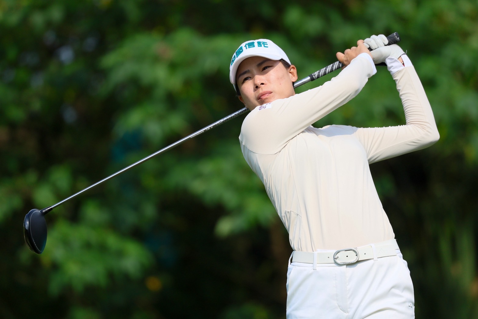 高爾夫》中國信託女子公開賽　侯羽桑暫居第一、俞涵軒竄升並列第二