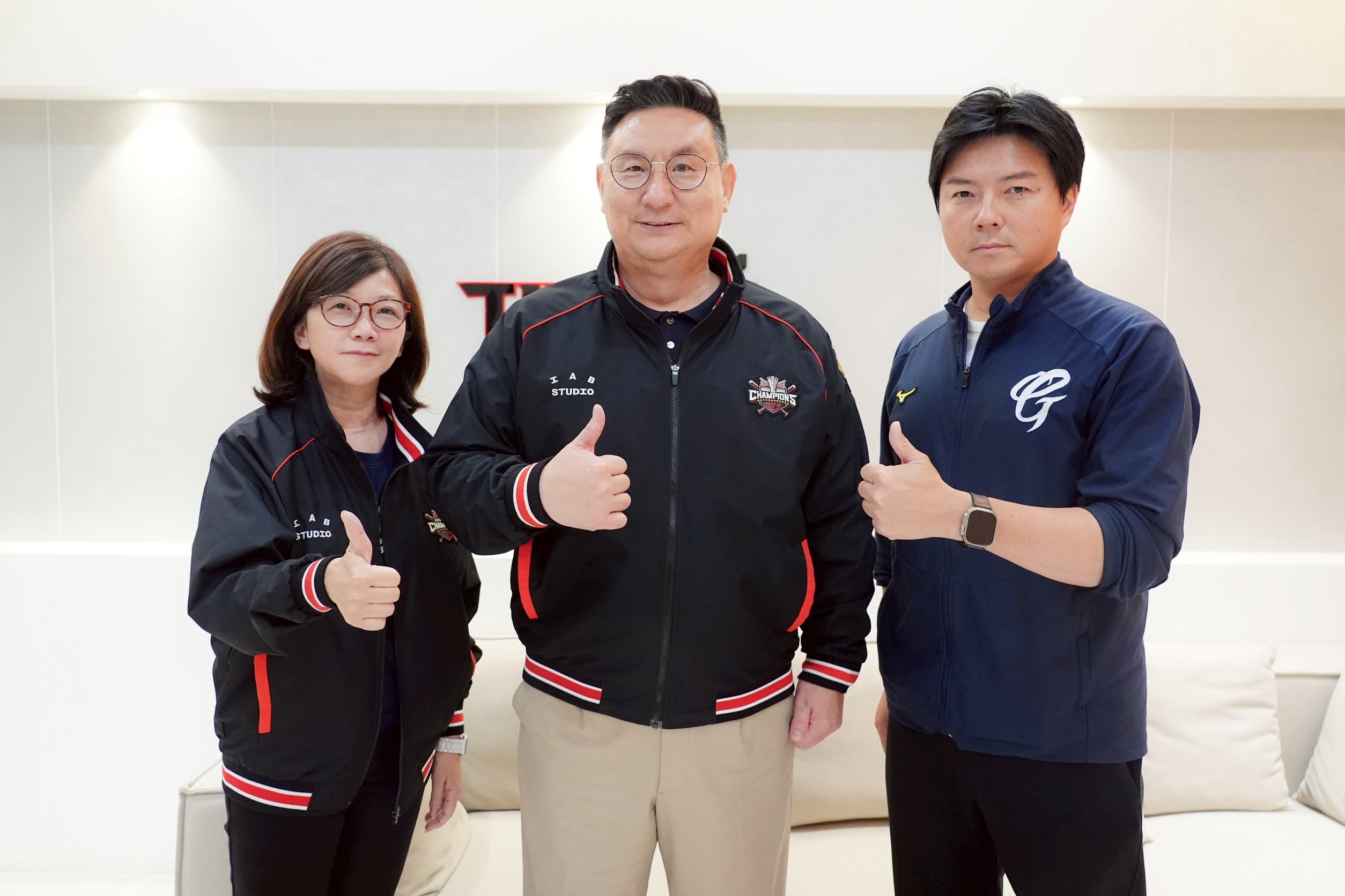 富邦悍將》大隊人馬前往韓國跟起亞虎談合作　副領隊林威助考察訓練基地