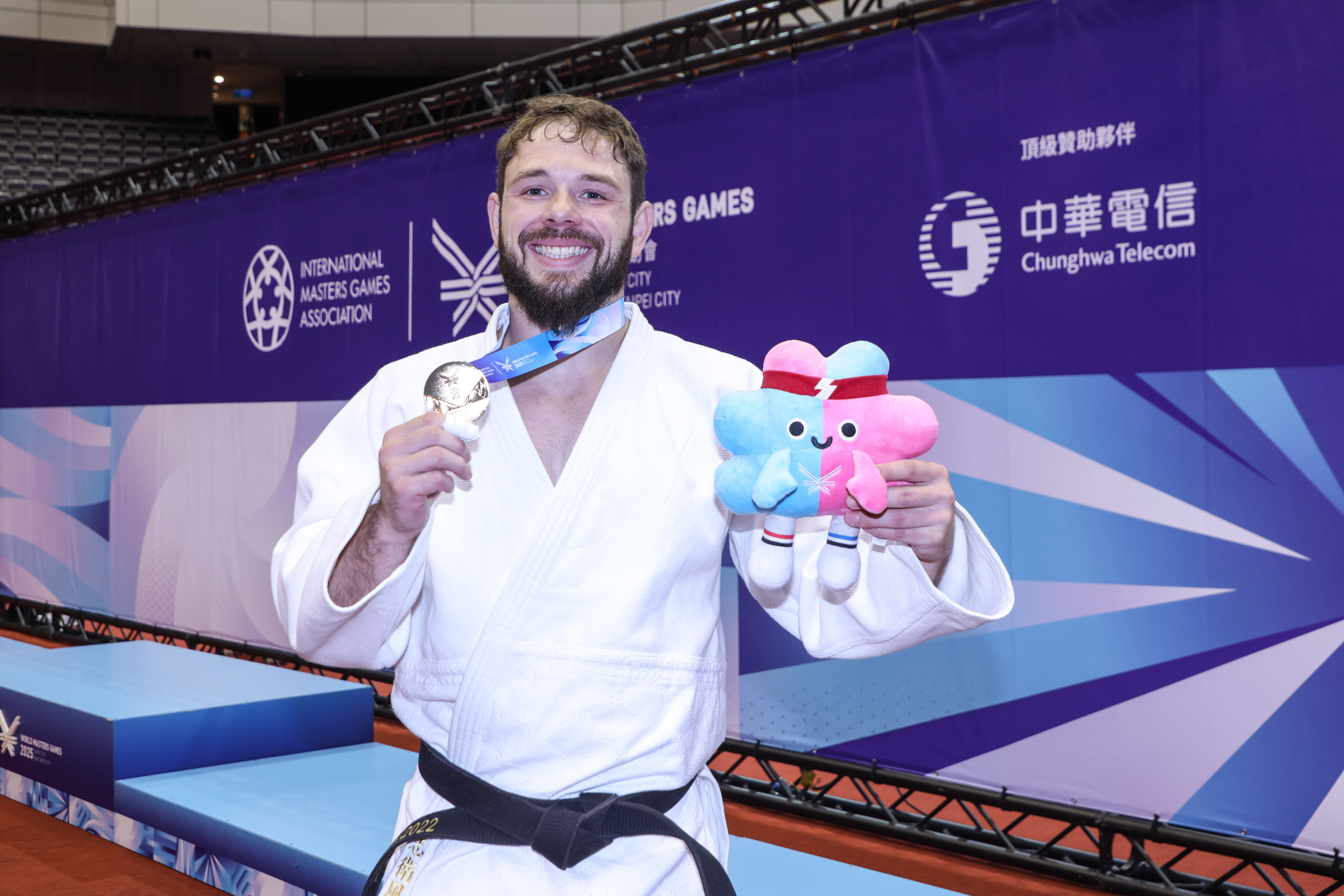 世壯運》首度為比賽來臺　法國Lucas獲楊勇緯、網紅酷助陣摘金