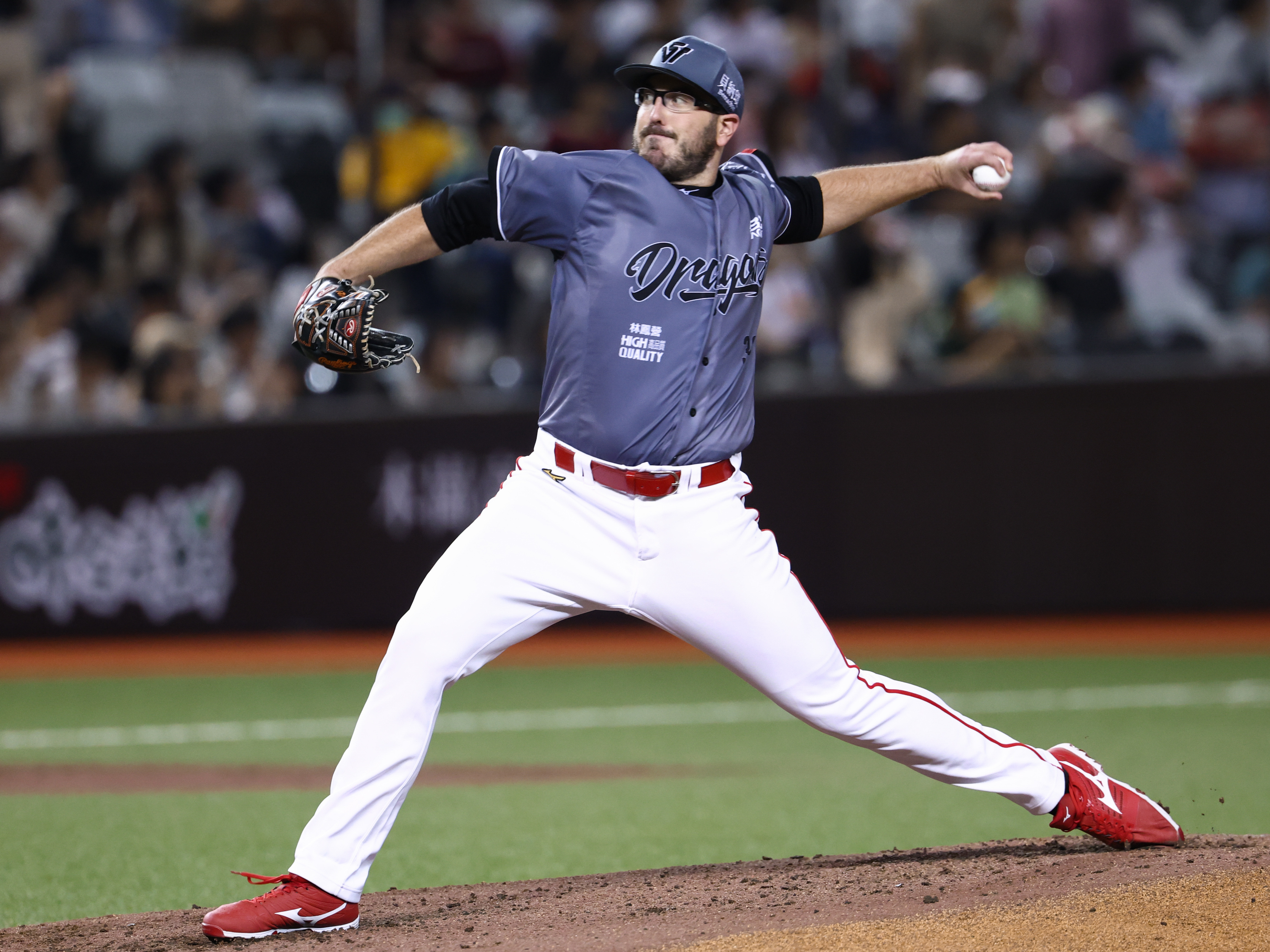 味全龍》在雪地上更舒服！　龍聖大巨蛋投出代表作