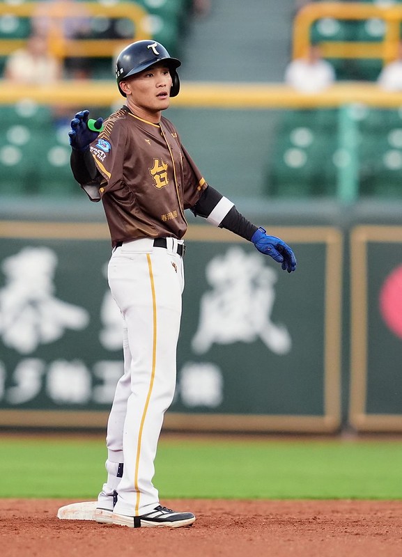 中職》高聖恩雨後生涯首轟　張育成開轟但富邦40場輸28場