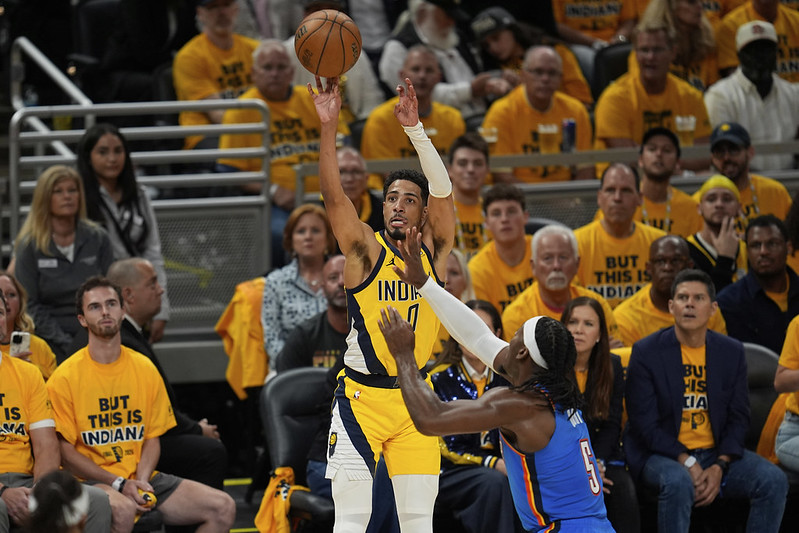 NBA》第4節擺脫雷霆　溜馬系列賽2比1重新領先