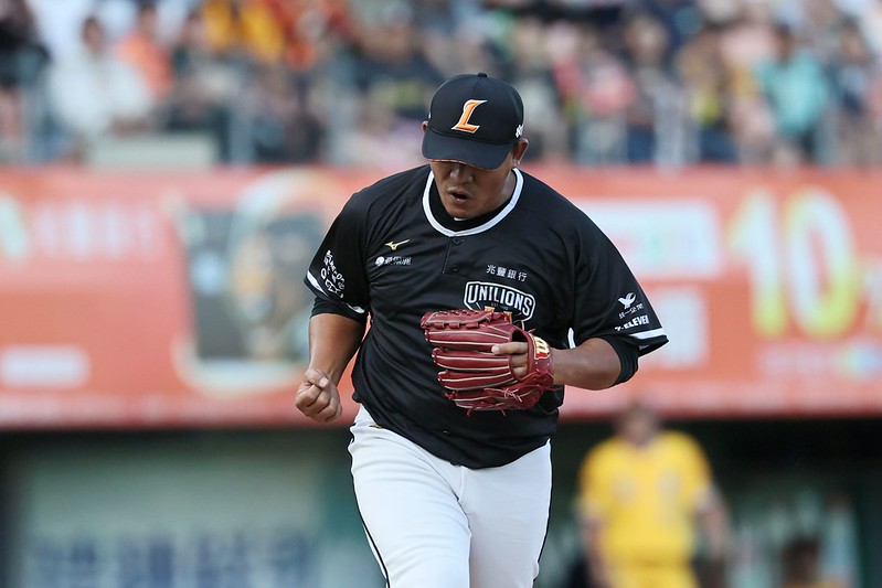 中職》梅賽斯完美7局、王鏡銘滿壘拆彈　猛獅本季第3勝中信兄弟、領先勝差2.5場
