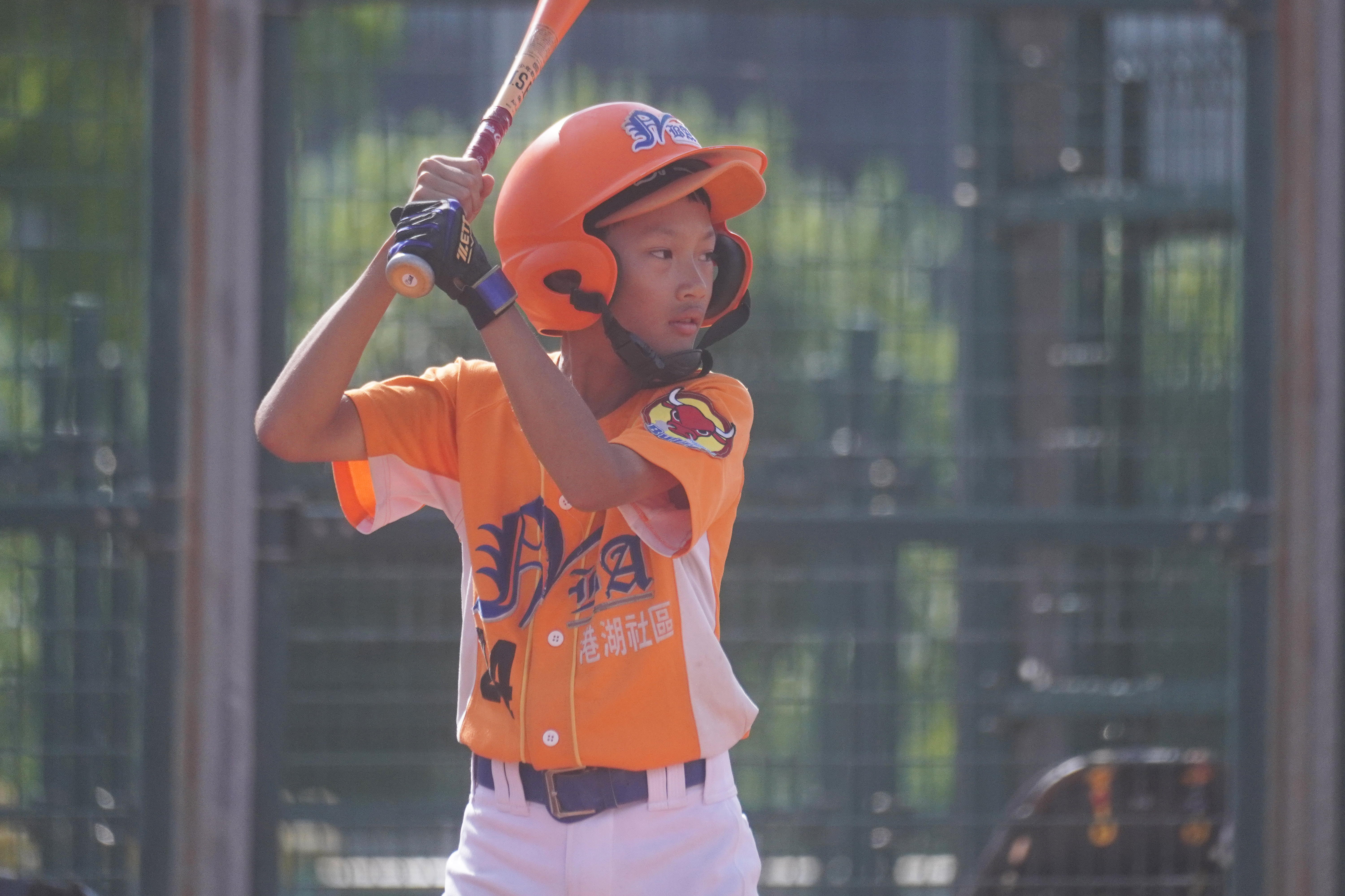 全國社區棒球賽》NBA港湖紅35比0大勝影武者　隊長廖朝敍開轟