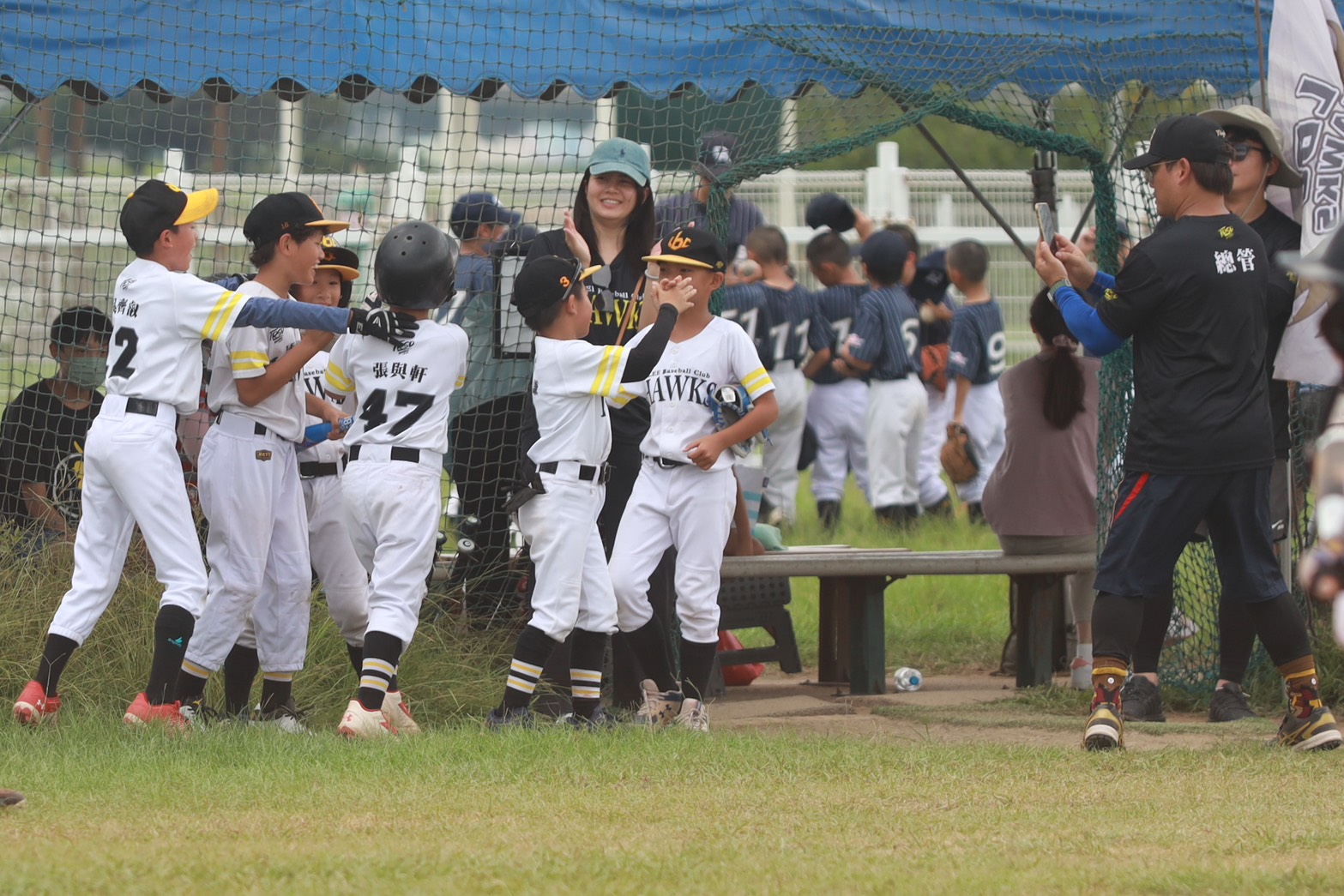 全國社區棒球賽》 極光鷹隊史首戰7比0完封福克思奪成軍首勝　教練團有職棒退下來球員