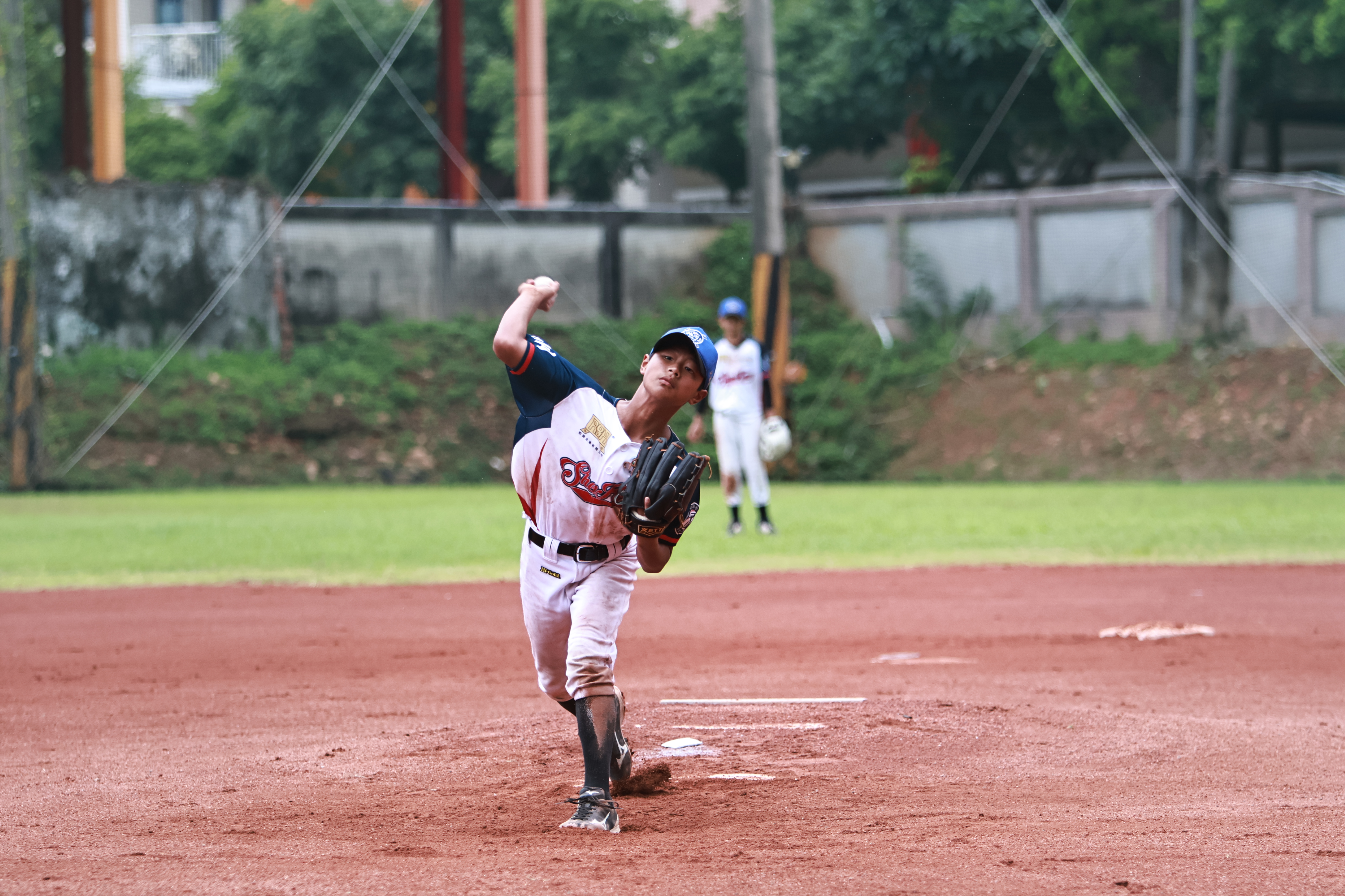 全國社區棒球賽》陳宏章投捕雙棲好表現　大神岡打進晉級賽