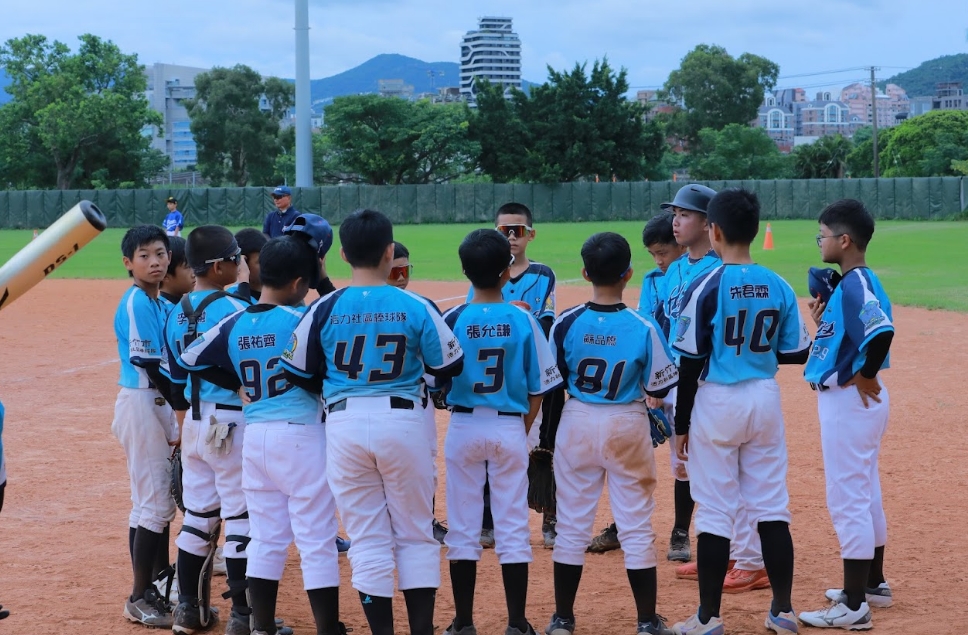 全國社區棒球賽》兩隊你追我趕扣人心弦　活力社區關鍵大局三分之差擊敗水返腳LIONS