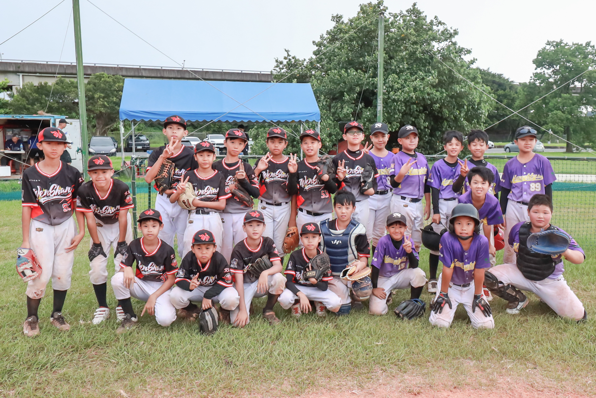 全國社區棒球賽》文山飛鷹3局火力全開　打下19分擊敗開南桃氣