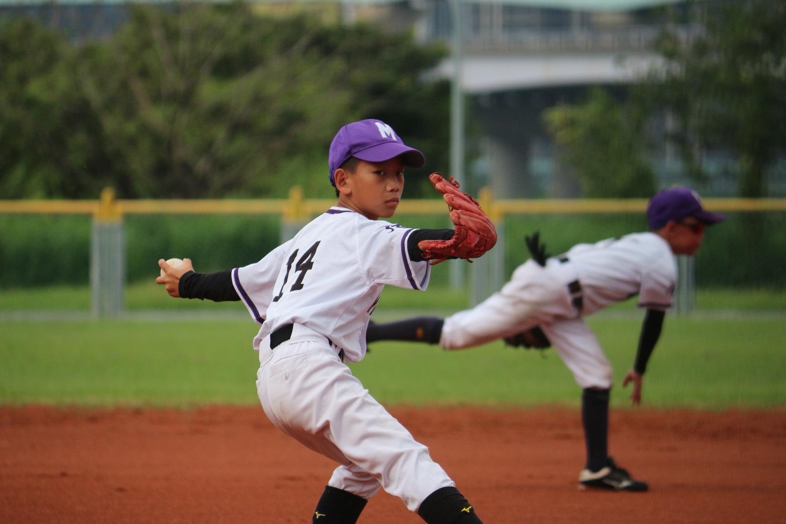 全國社區棒球賽》 白魔法師3下灌6分逆轉　陳其愷、曹博筌投捕搭檔成關鍵！有校隊「流口水」