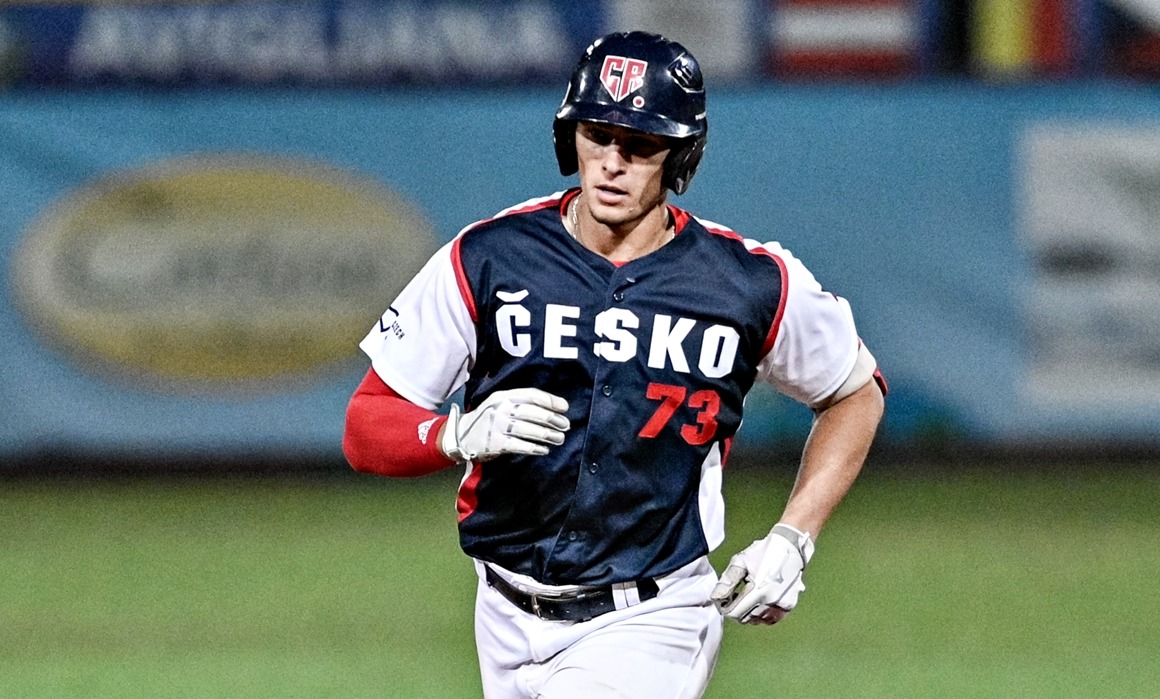 日職》曾披上「台灣」國旗！　巨人隊捷克重砲Marek Chlup直升一軍