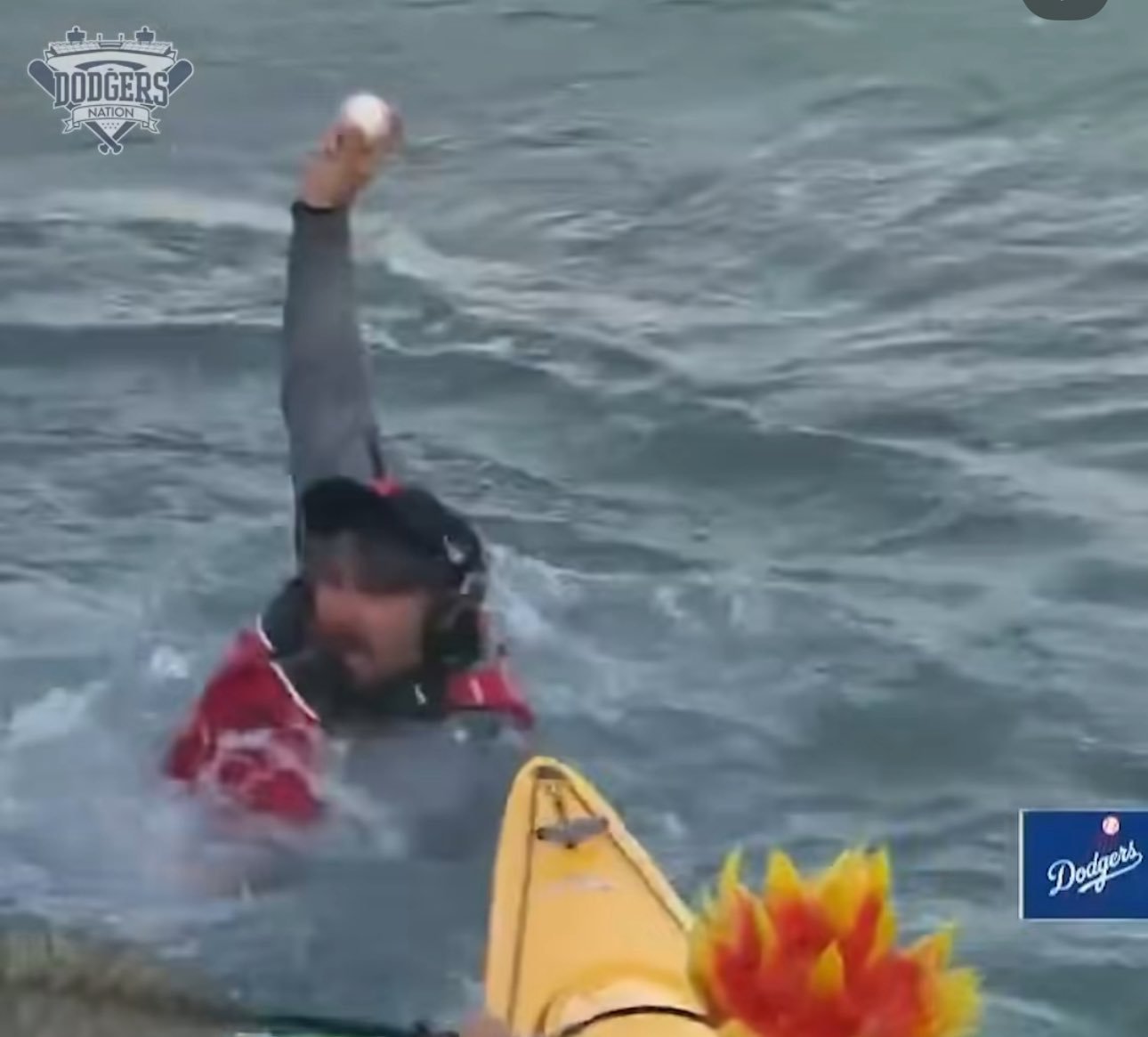 MLB》郵差撿到大谷翔平落海全壘打　還未決定保留或出售