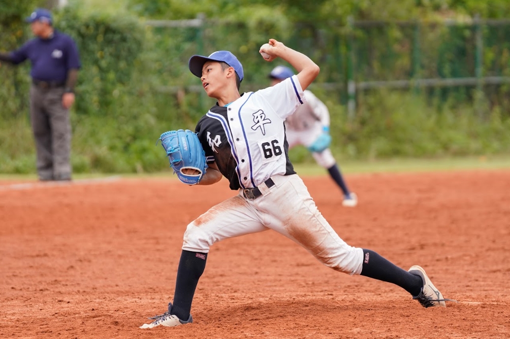 全國社區棒球賽》 張睿旭4局完投勝！和平使者8比2勝野牛新男孩　教練林言熹：以賽代訓