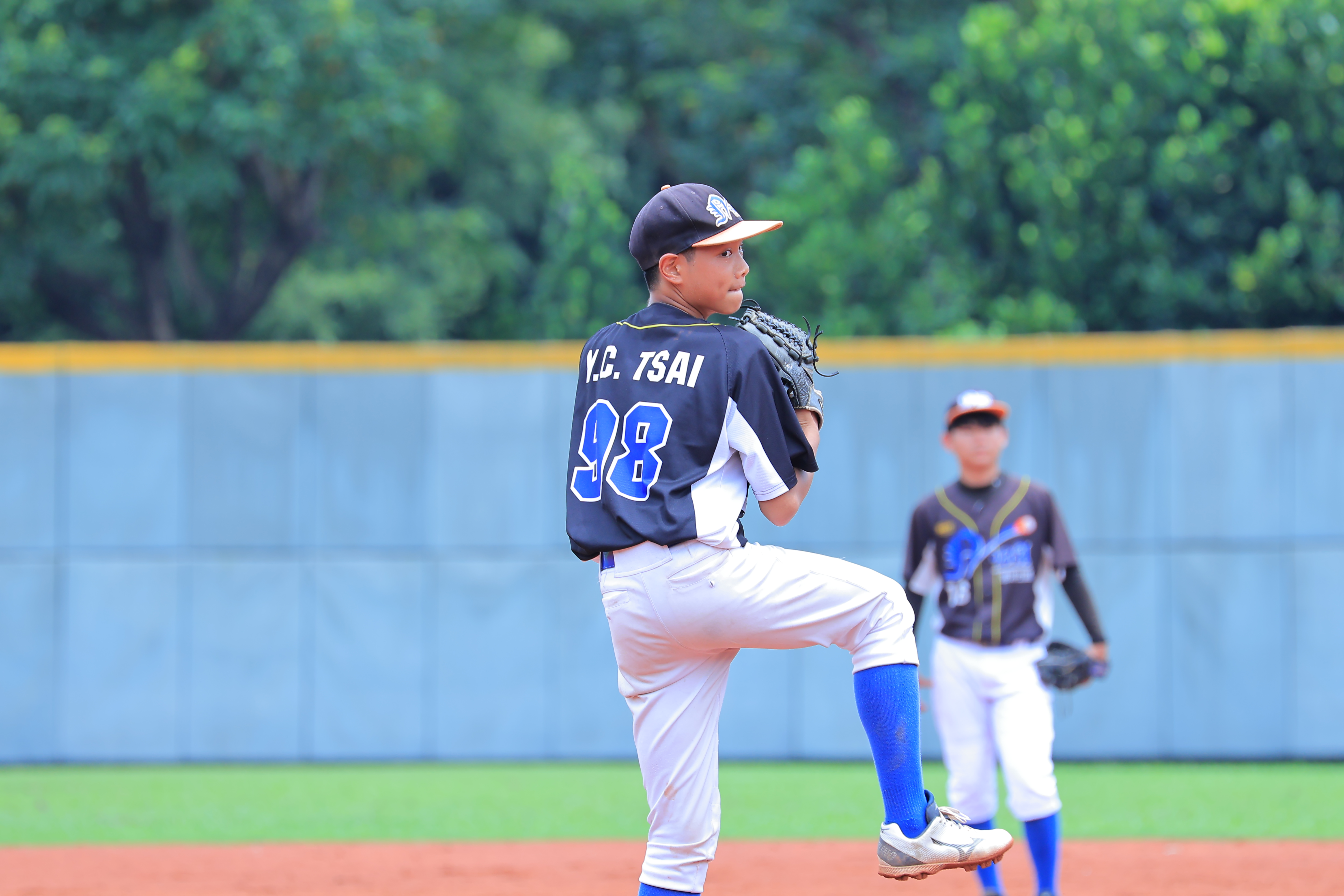 全國社區棒球賽》NBA港湖社區紅對上火焰勇士白激戰五局互不相讓　最終握手言和