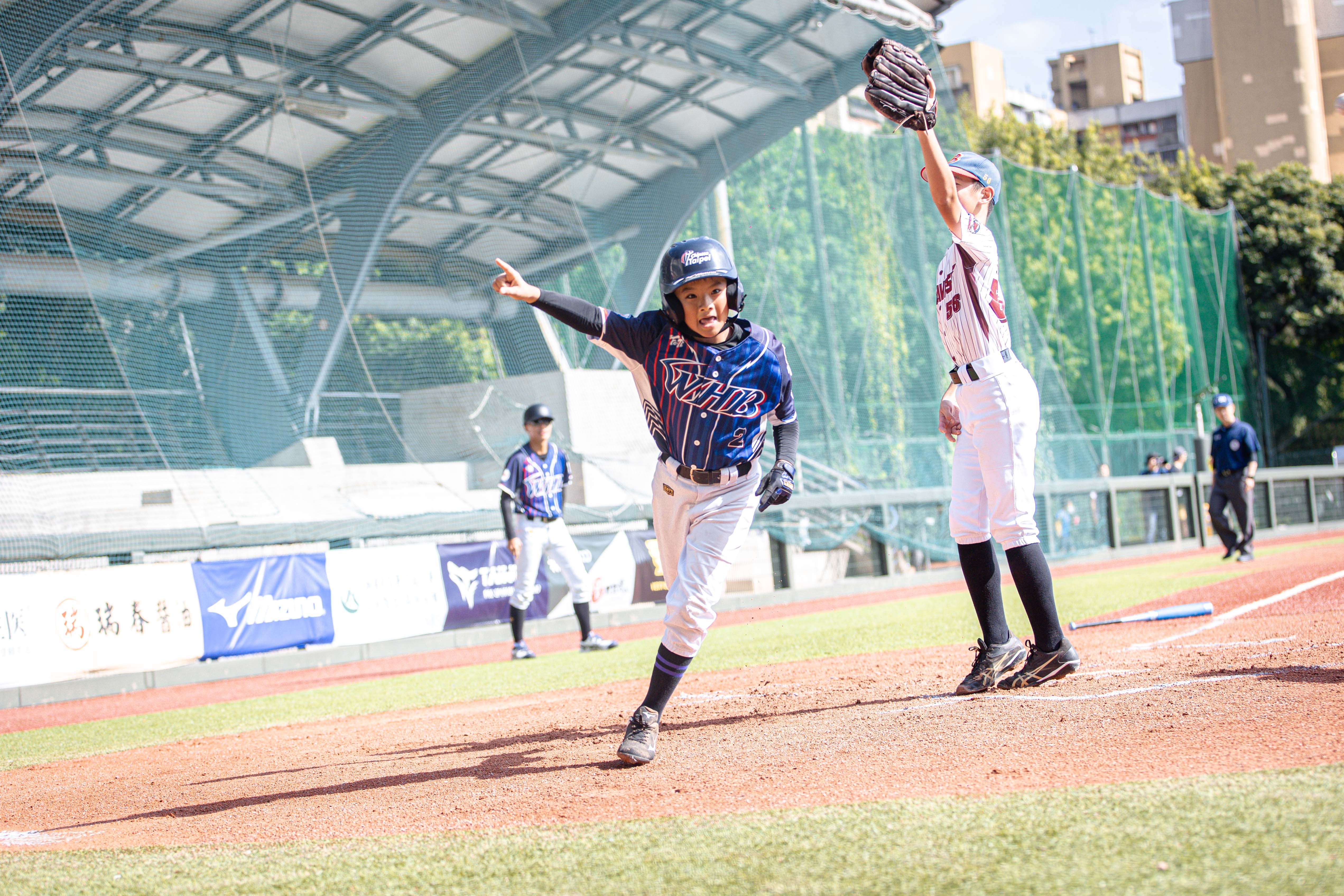 全國社區棒球賽》邱偊軒2分砲、邱柏詠勝利打點　WHB一分之差力克火焰勇士