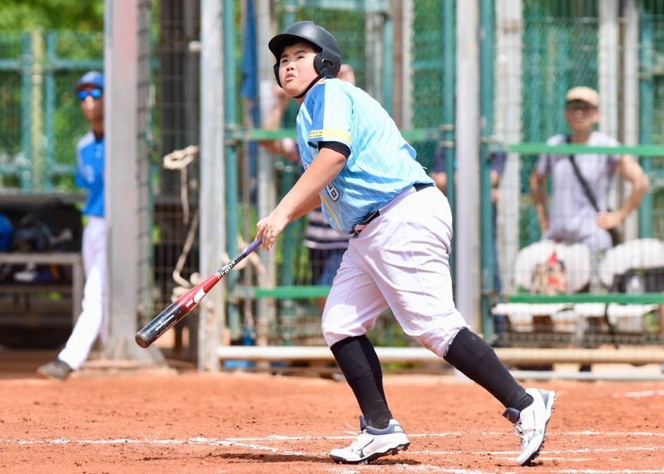 全國社區棒球賽》多多喊聲鼓勵隊友！小隼鷹4上攻下3分超前比數6:3擊敗桃園泰坦　