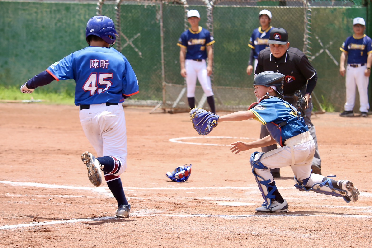 全國社區棒球賽》陳昕清壘三壘打、單場四打點　助立人社區6比2擊敗台鋼快樂熊E